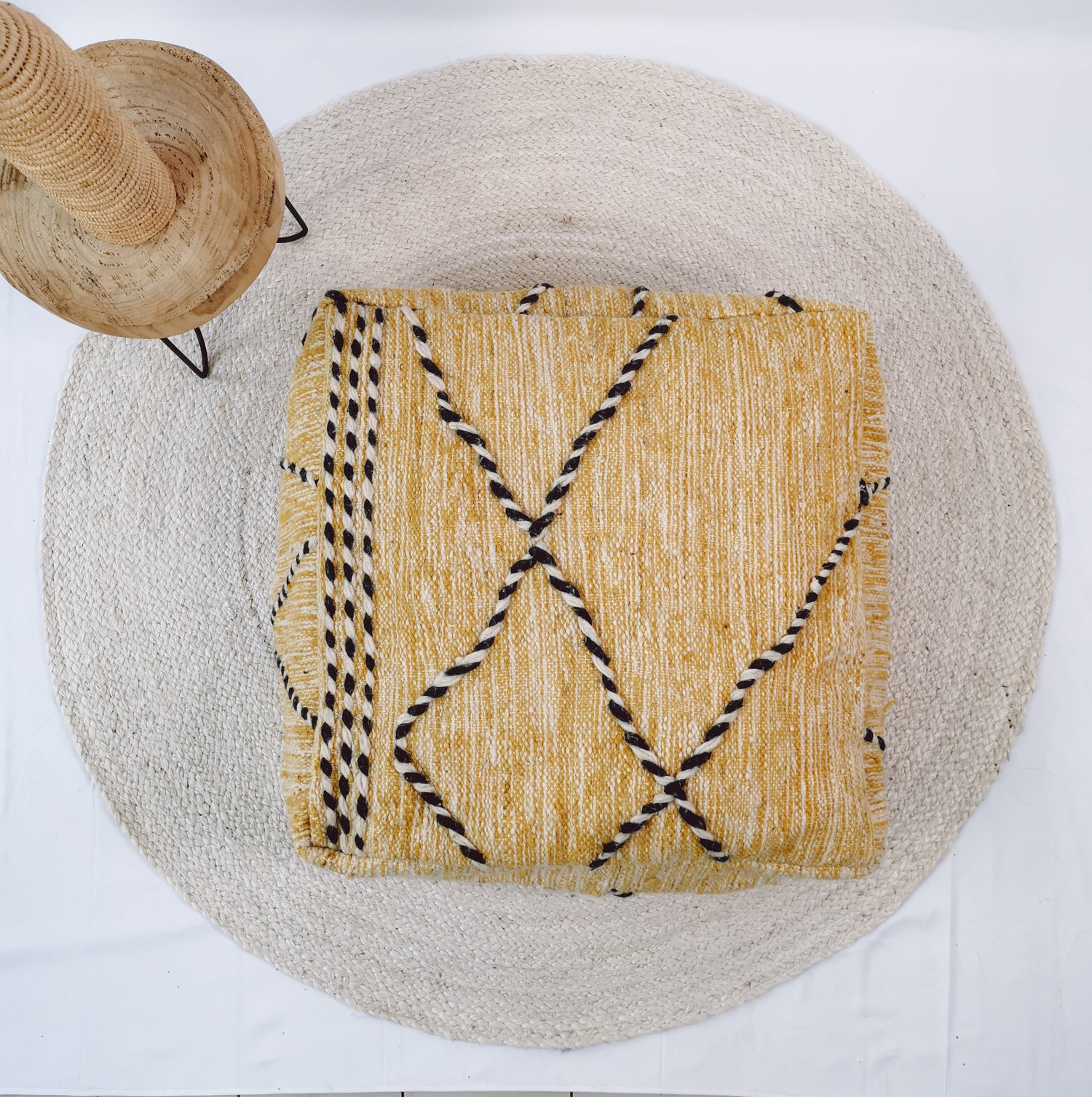 Pouf marocain vintage coloré, coussin d'assise en laine, coussin de sol berbère vintage jaune, coussin de sol jaune