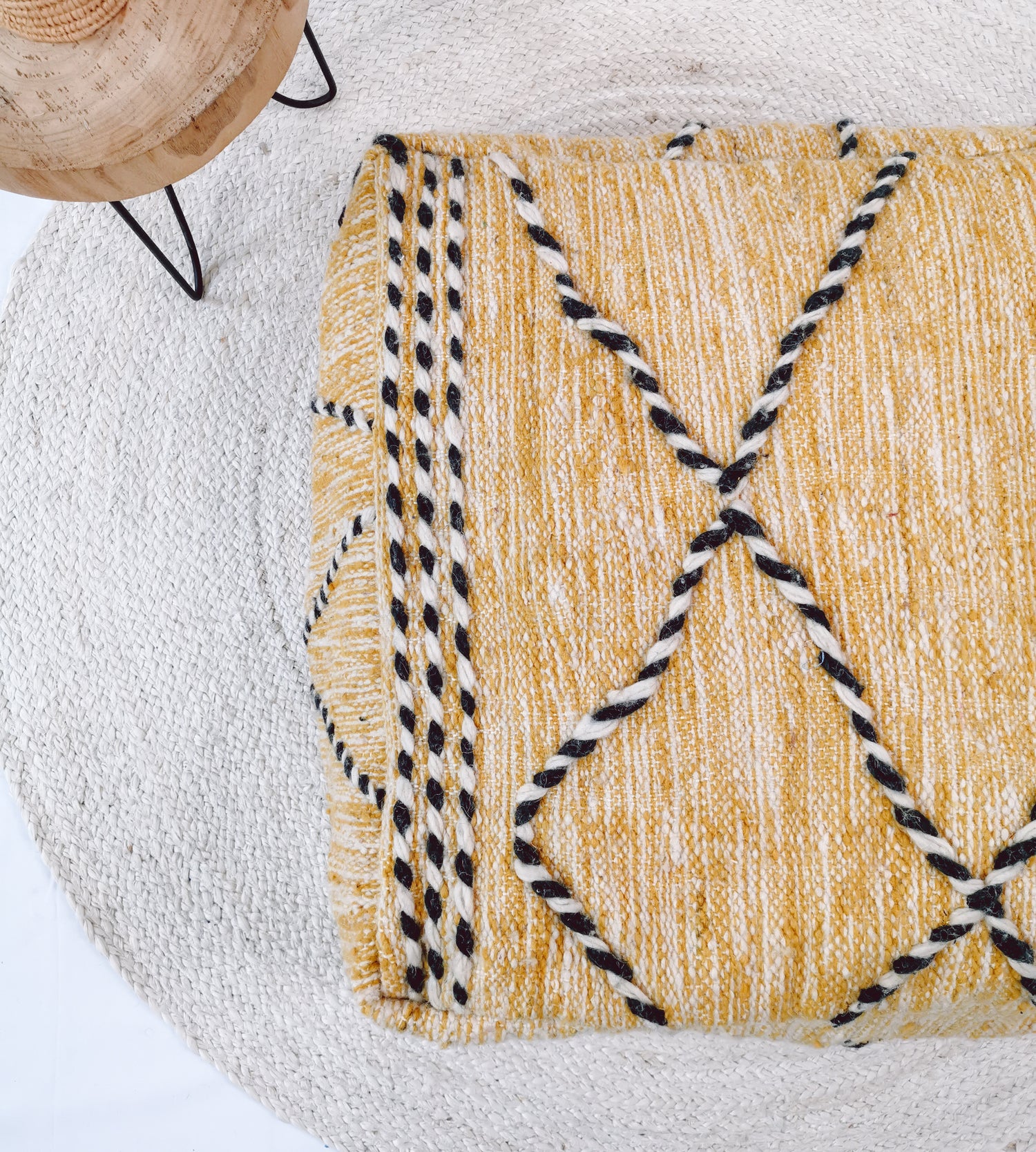 Pouf marocain vintage coloré, coussin d'assise en laine, coussin de sol berbère vintage jaune, coussin de sol jaune