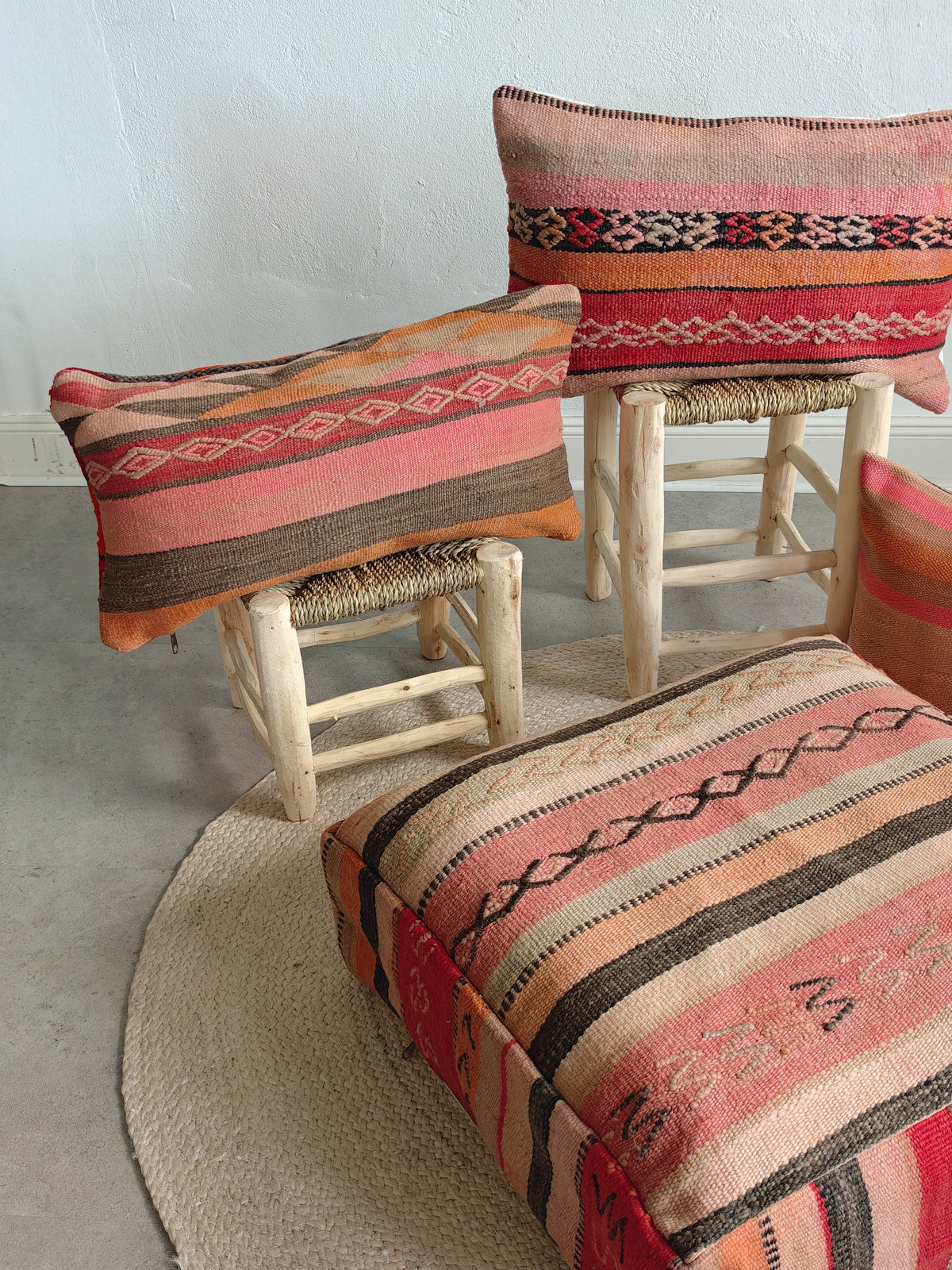 Vintage Pouf und Kissenhülle aus Marokko, Rosa Bodenkissen, Boho Meditationskissen