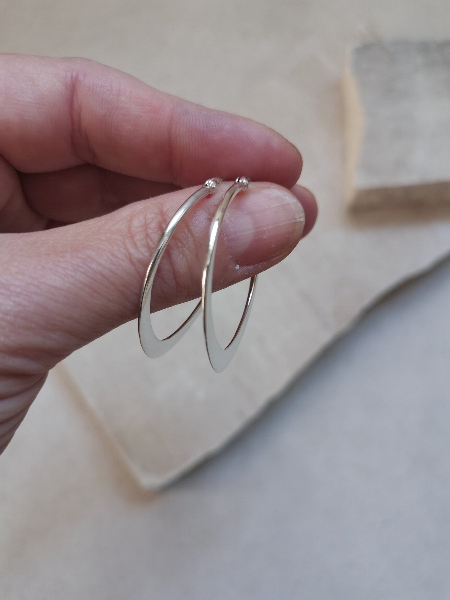 Flache Ovale 925 Silber Creolen, Dünne Minimalistische Ohrringe, Sterling Silber Creolen - CocosyBerlin