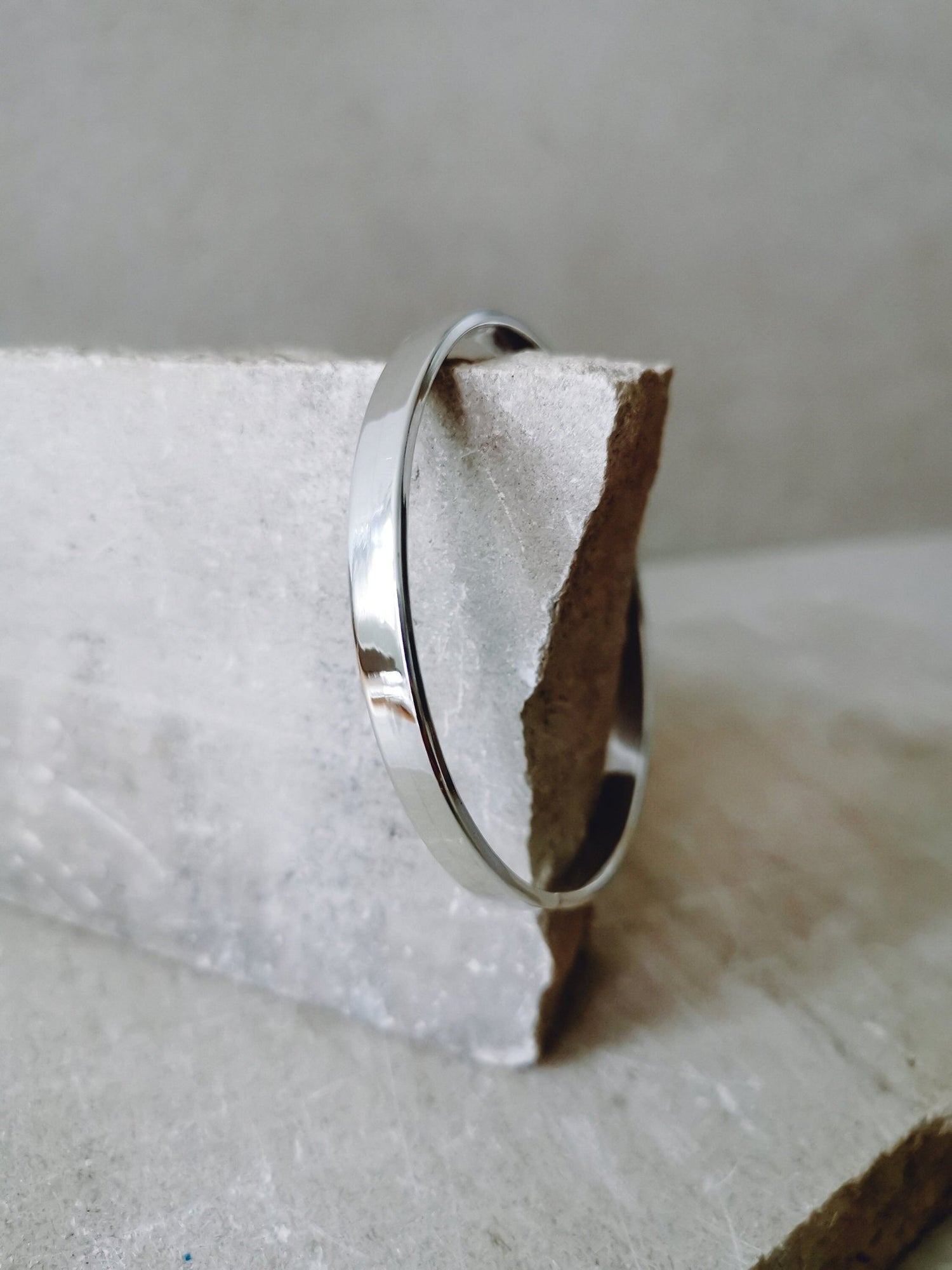 Flacher Sterling Silber Armreif, Statement Armband, pure 925 Silber Armreif, breiter Silber Armreif - CocosyBerlin