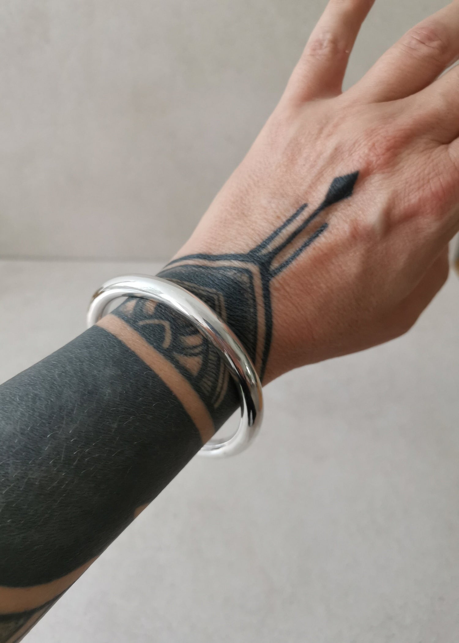 Chunky bracelet made of sterling silver, statement bracelet made of 925 silver, wide bangle, tribal bangle, minimalist simple bangle