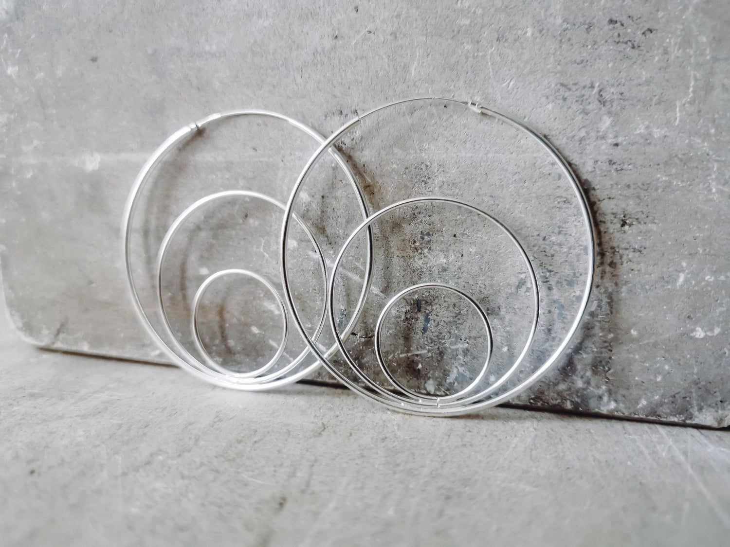 Sterling Silber dünne Creolen 50 mm, 925 Silber Dreifach Creolen 3 Reifen - CocosyBerlin