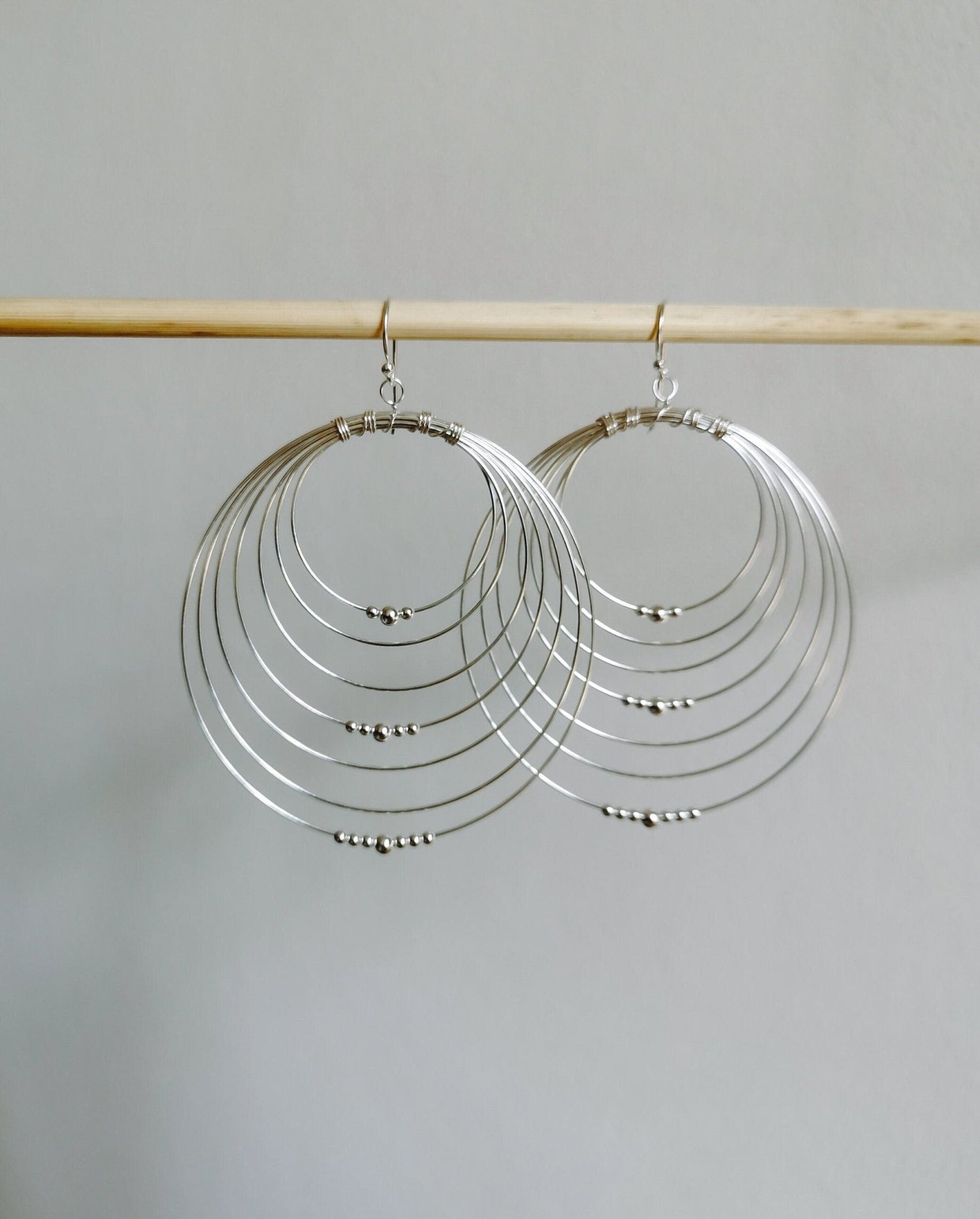 Sterling Silber feine Hängeohrringe, 925 Silber mehrreihige Ohrringe - CocosyBerlin