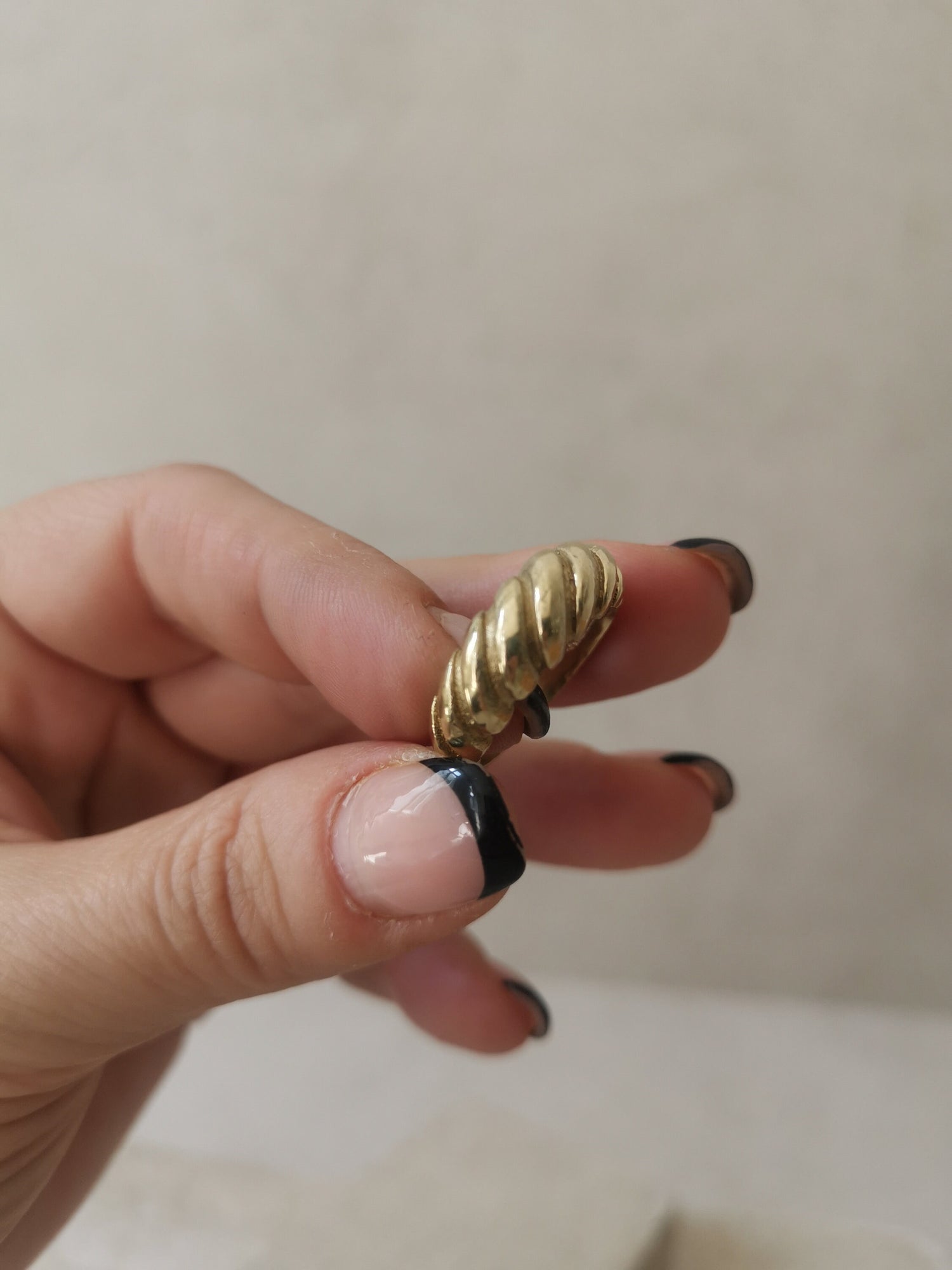 Croissant ring made of golden brass, Twisted ring, Dome ring gold