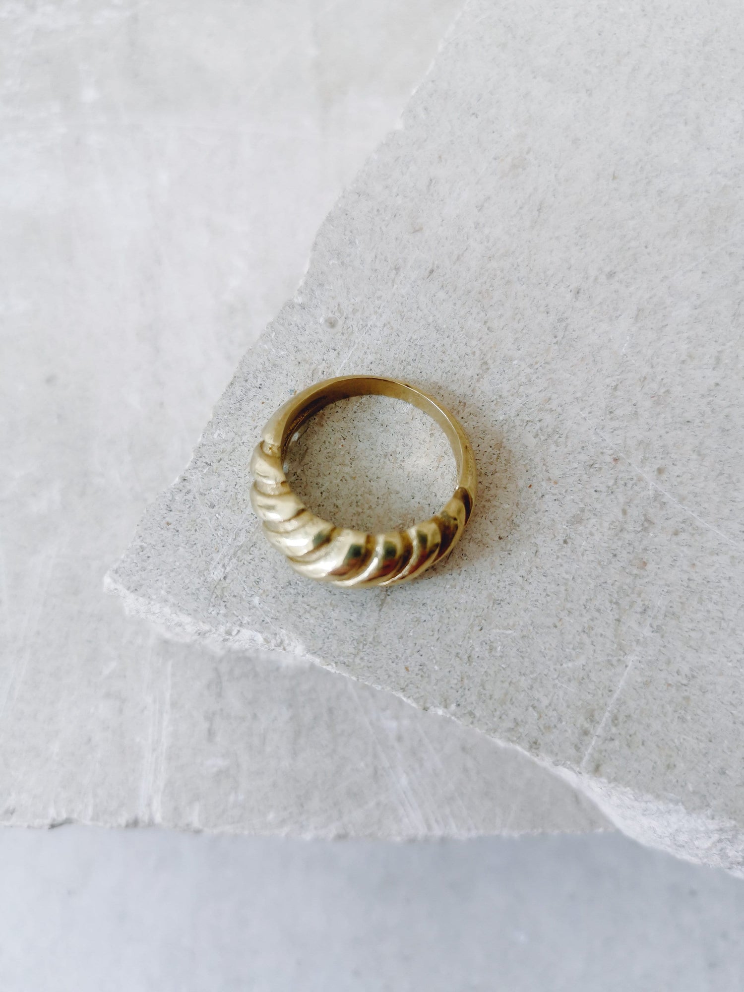 Croissant ring made of golden brass, Twisted ring, Dome ring gold