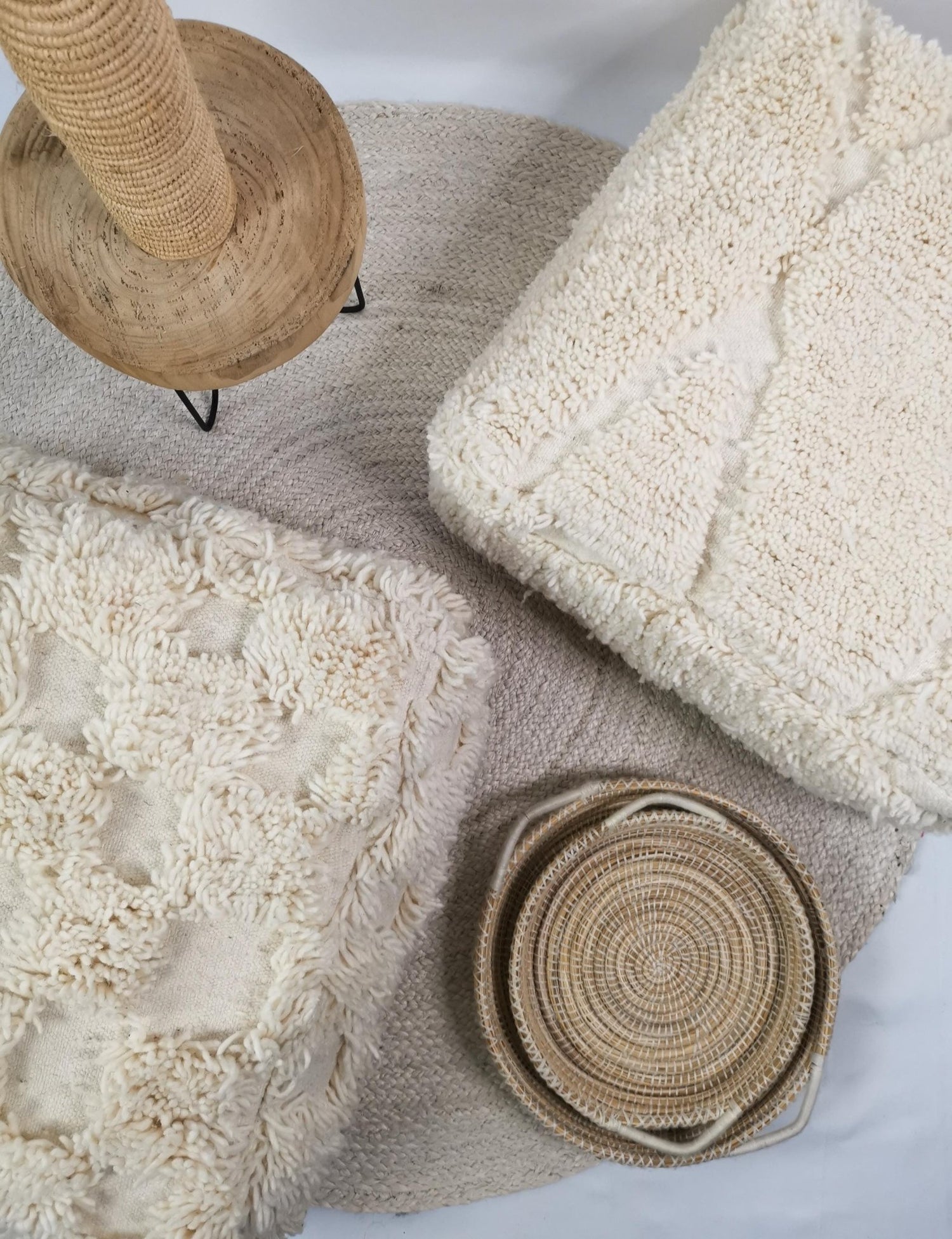 Marokkanischer Pouf, Berber Bodenkissen, Sitzkissen aus Wolle, Vintage Pouf, Boho Sitzkissen Beni Ourain - CocosyBerlin