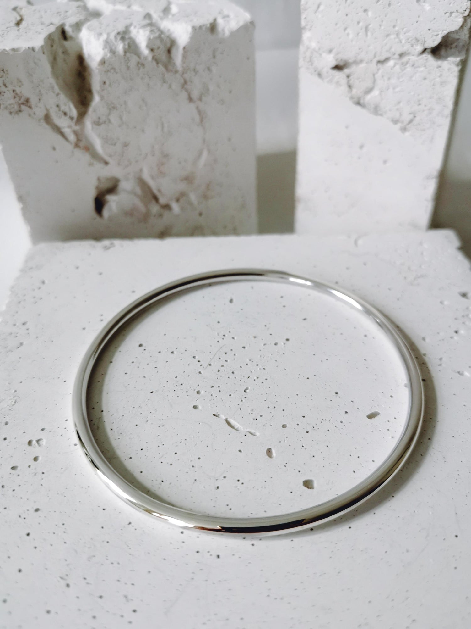 Simple sterling silver bangle, thin bangle made of 925 silver