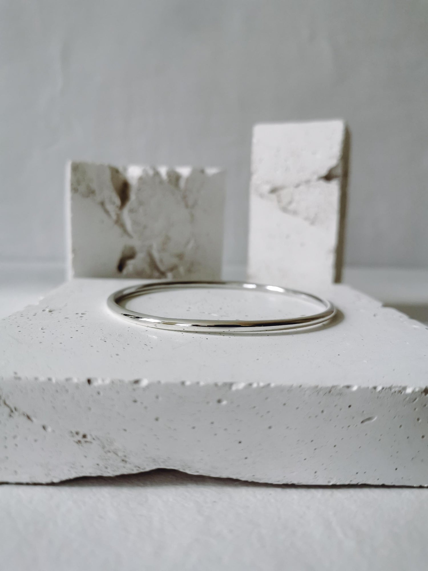 Simple sterling silver bangle, thin bangle made of 925 silver