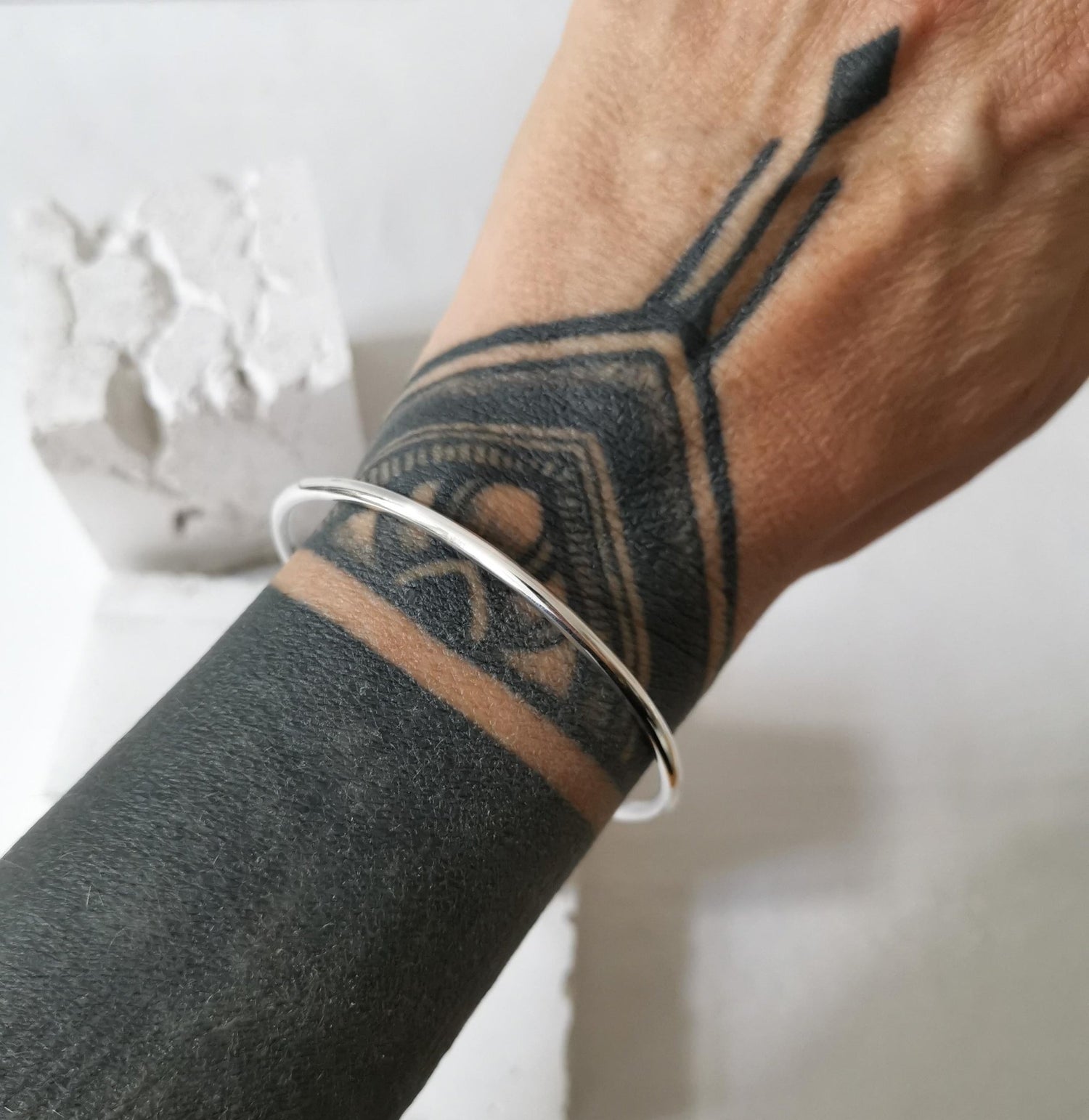 Schlichter Sterling Silber Armreif, dünner Armreif aus 925 Silber - CocosyBerlin