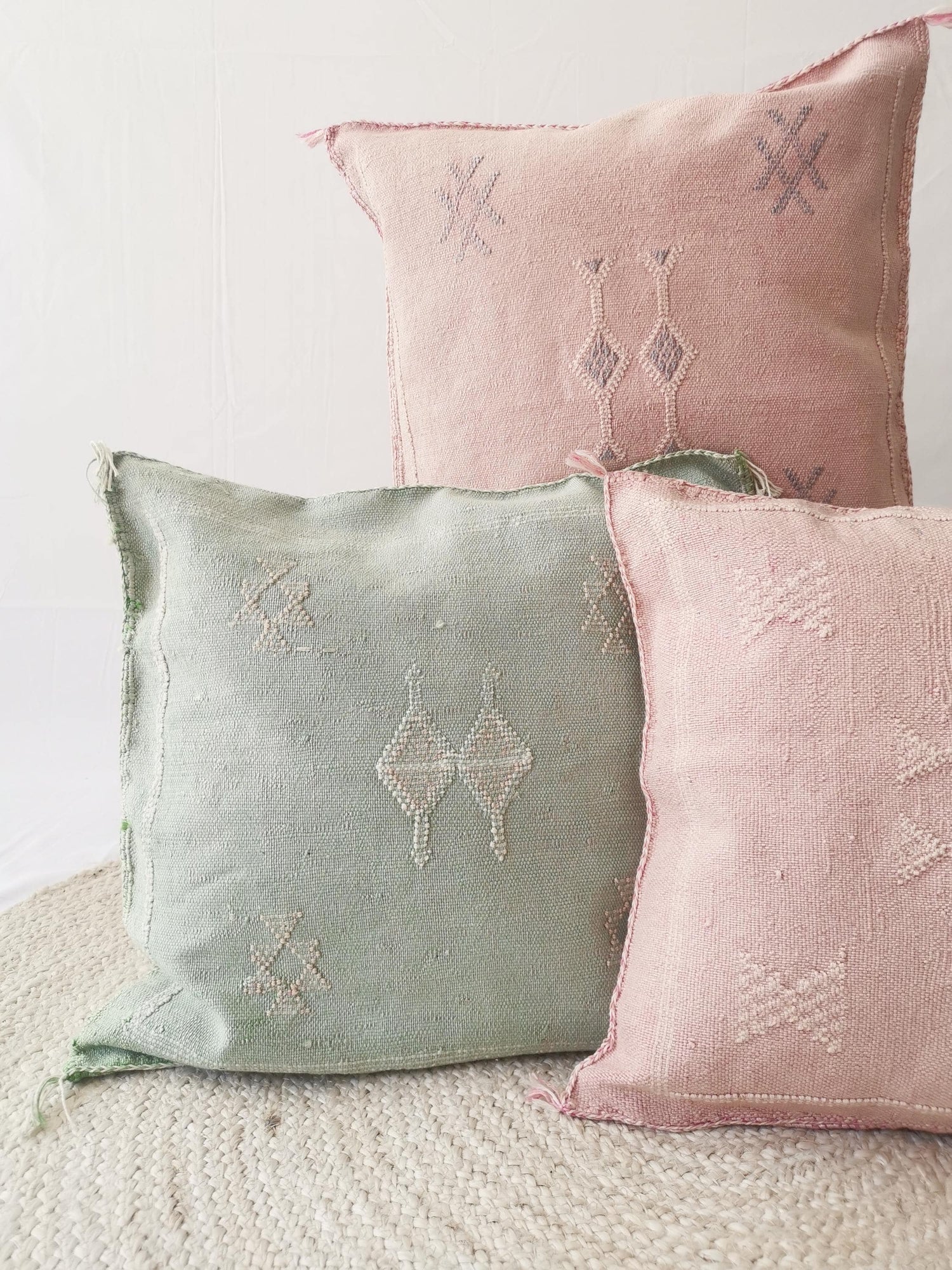 Sabra Pillow from Morocco, Boho Eclectic Cushion Cover, Moroccan Oriental Pillow Cover in Pistachio Green / Pastel Green and Pink