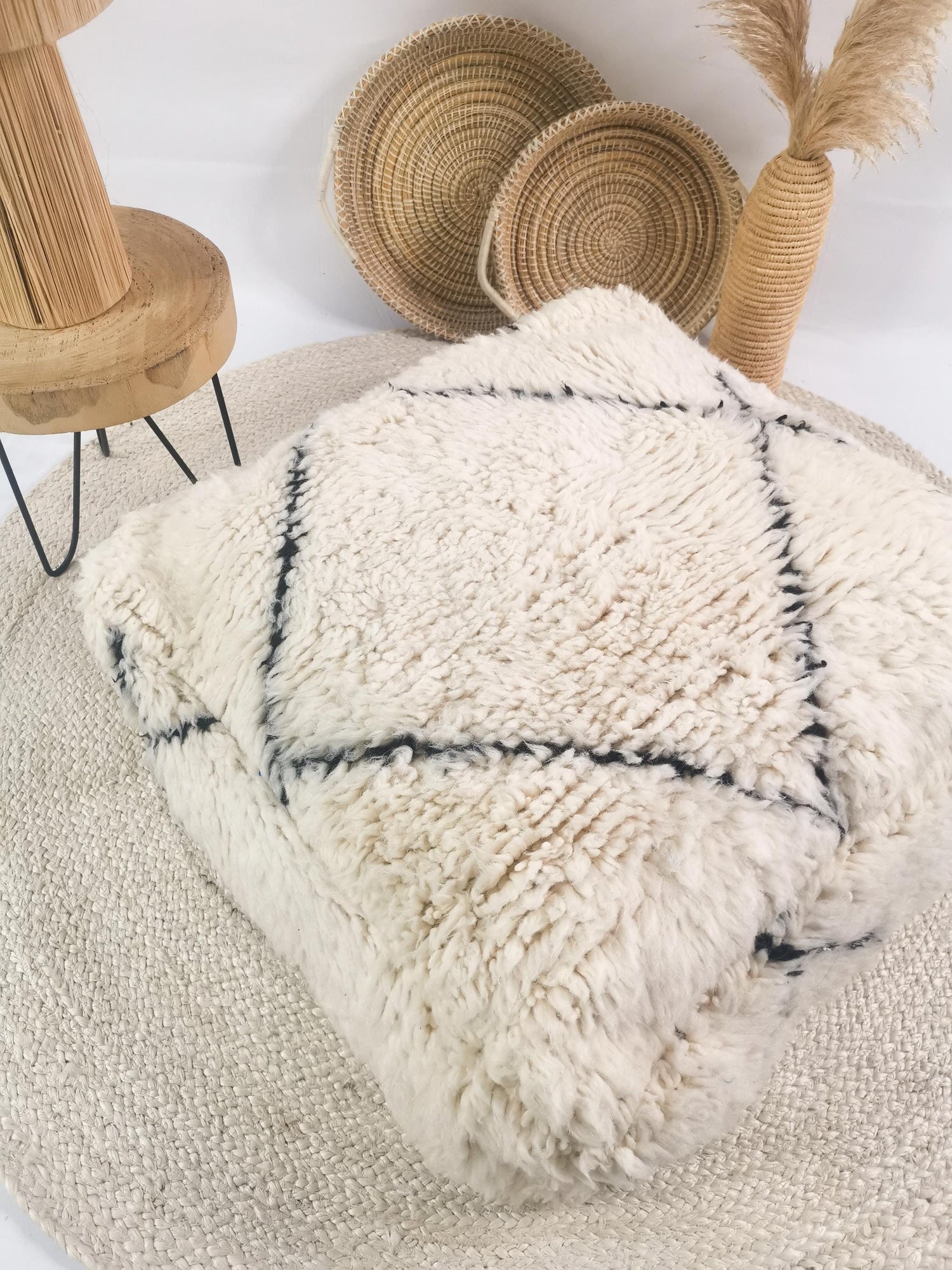 Moroccan Beni Ourain pouf, Berber floor cushion, wool seat cushion, vintage floor cushion, boho seat cushion Marrakech