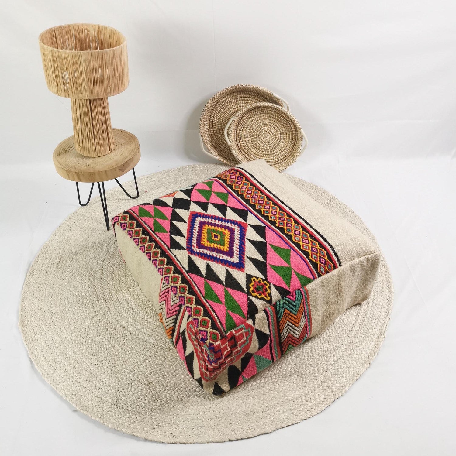 Moroccan pouf, ethnic floor cushion, colorful Beni Ourain geometric patterns, boho seat cushion made of wool, handmade