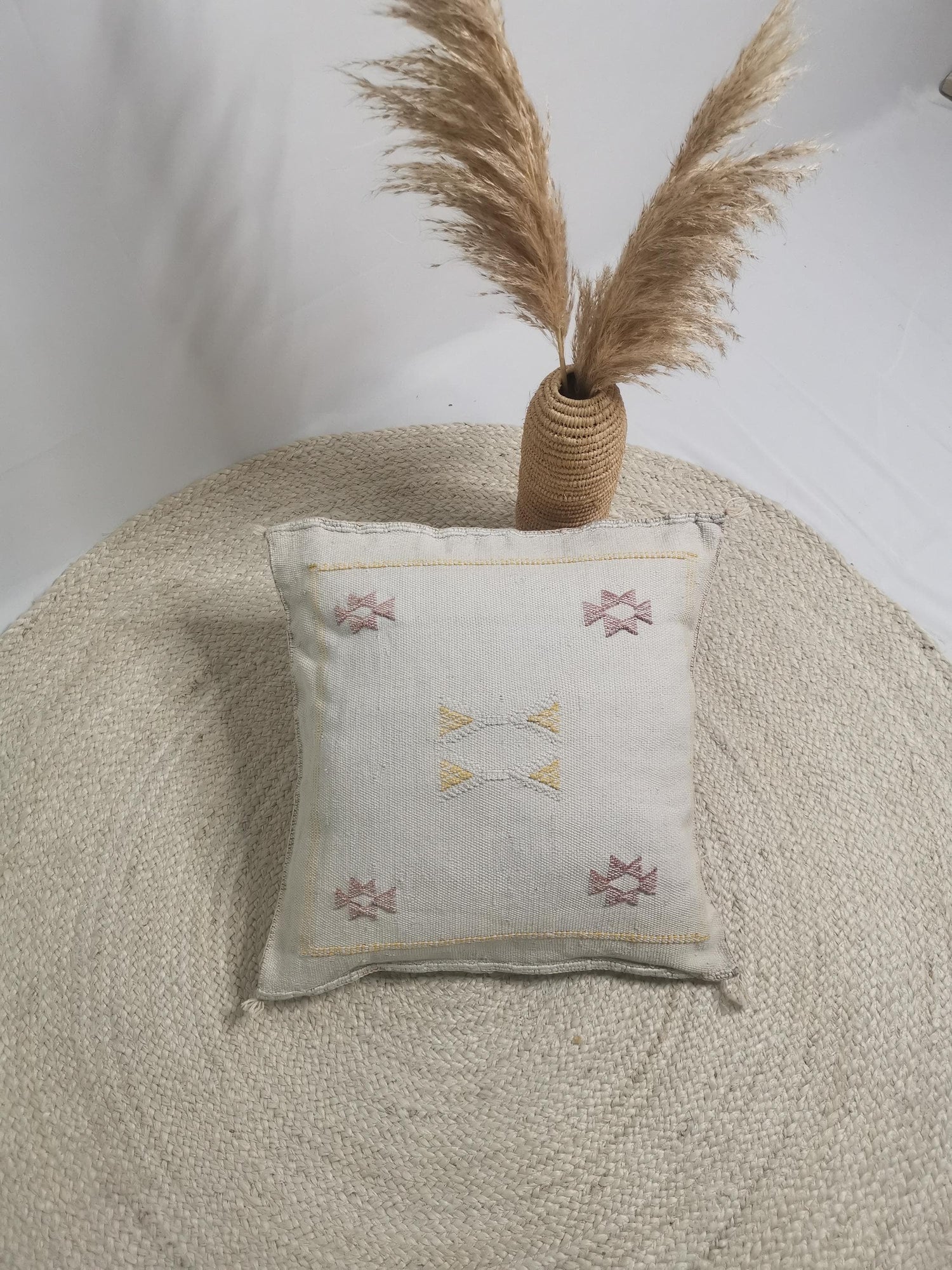 Sabra cushion from Morocco, Boho eclectic cushion cover, Moroccan oriental cushion cover in cream approx. 45x45 cm