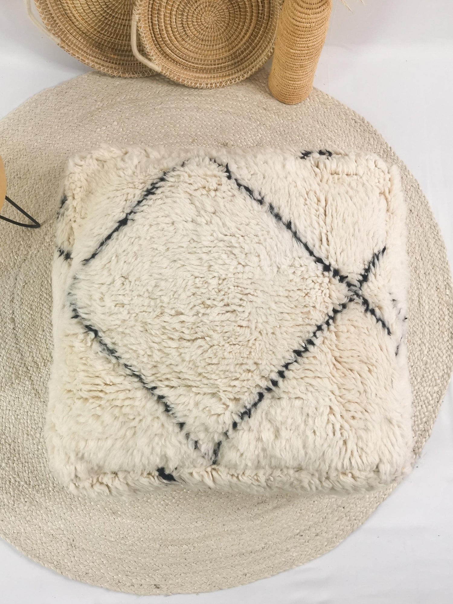 Moroccan Beni Ourain pouf, Berber floor cushion, wool seat cushion, vintage floor cushion, boho seat cushion Marrakech