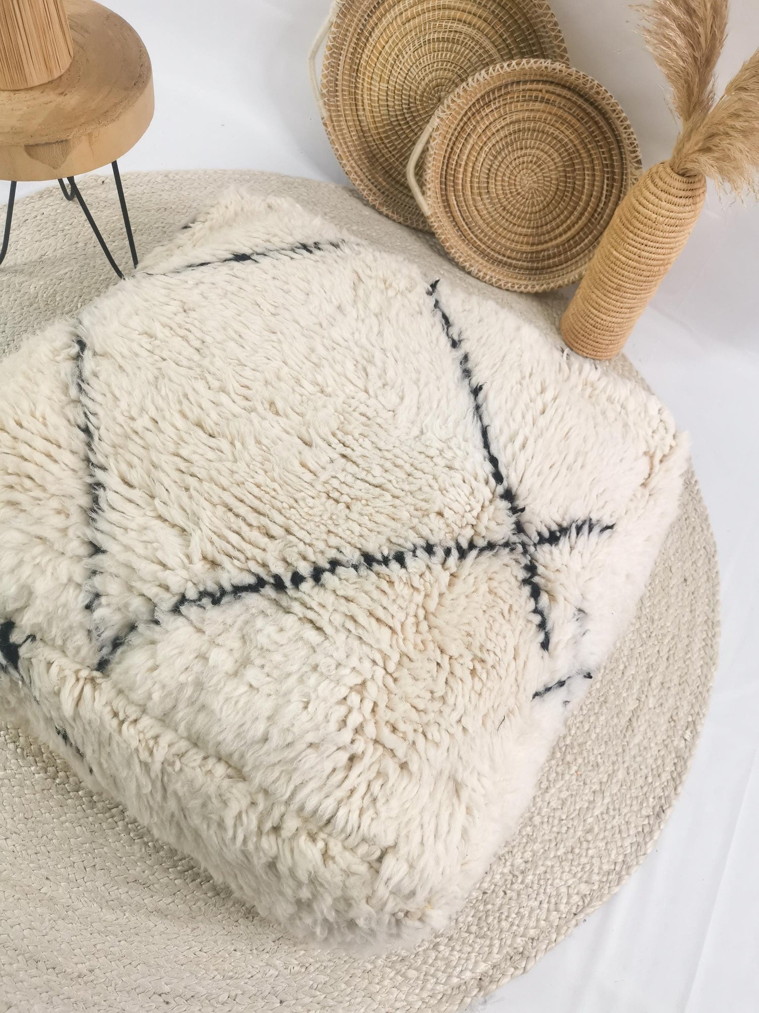 Moroccan Beni Ourain pouf, Berber floor cushion, wool seat cushion, vintage floor cushion, boho seat cushion Marrakech