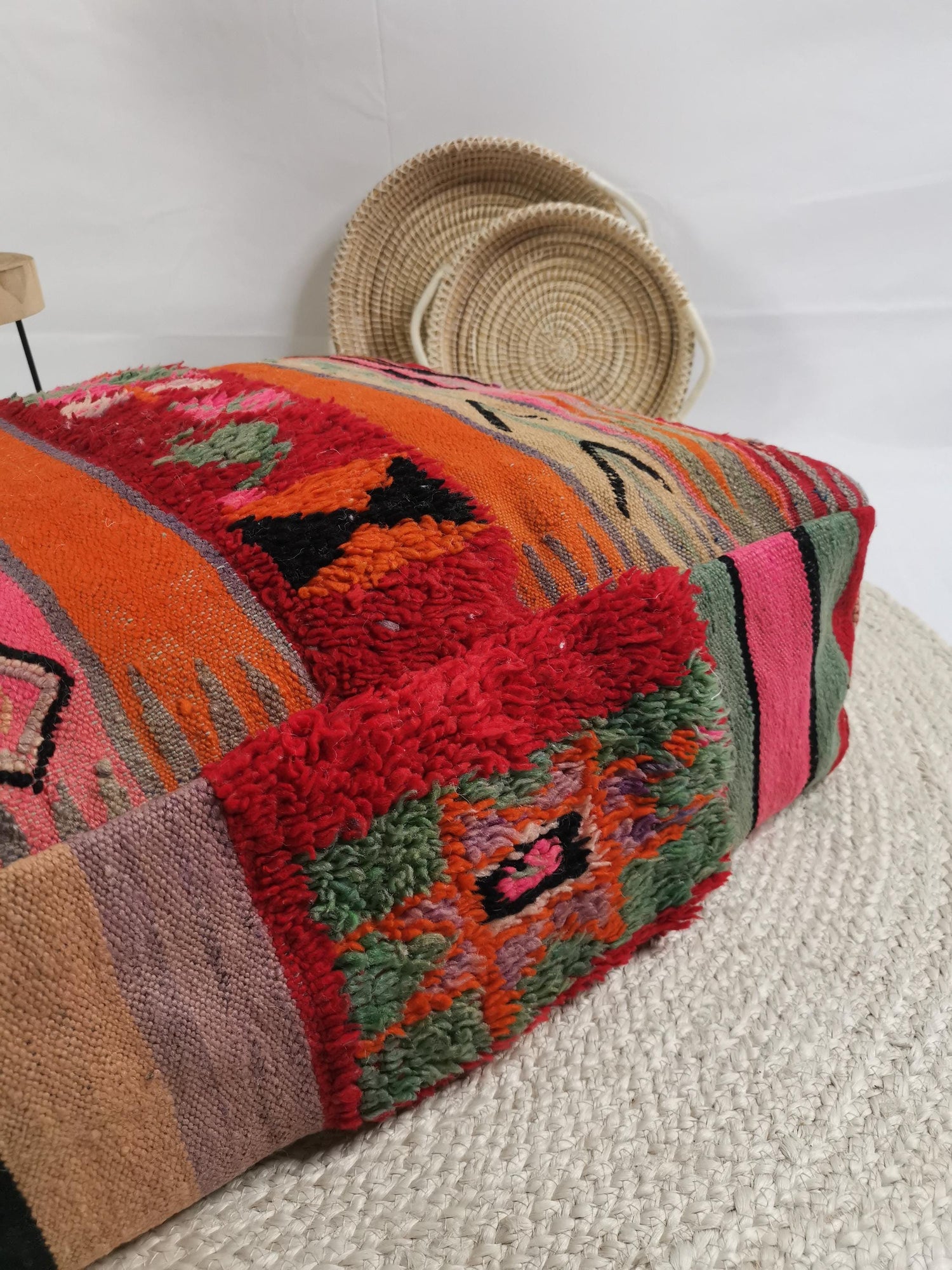 Moroccan pouf, ethnic floor cushion, colorful Beni Ourain geometric patterns, boho seat cushion made of wool, handmade