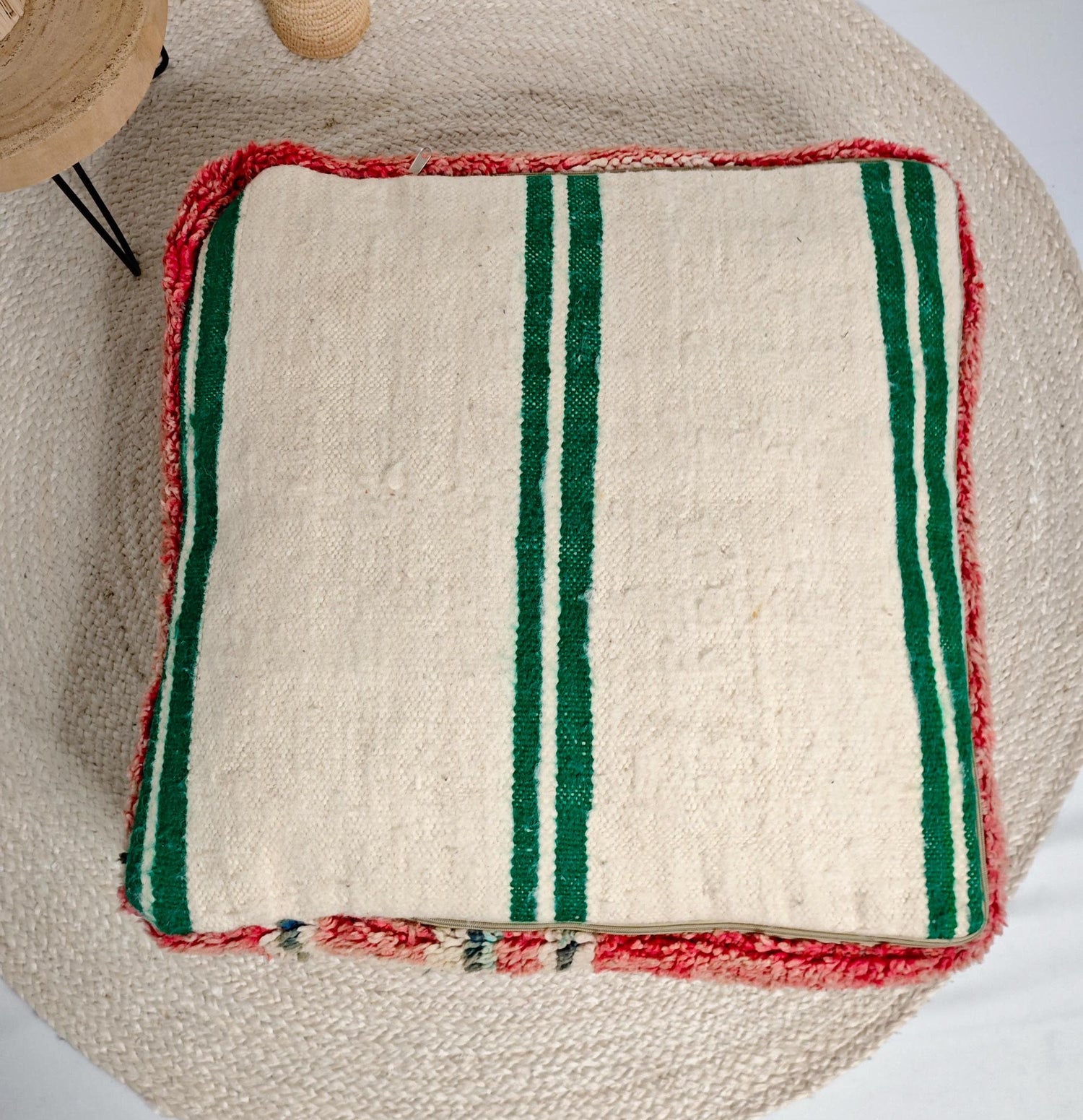 Moroccan Vintage Boujaad Pouf, Berber Floor Cushion, Geometric Pattern, Boho Seat Cushion Made of Pink Wool, Beni Ourain, Handmade