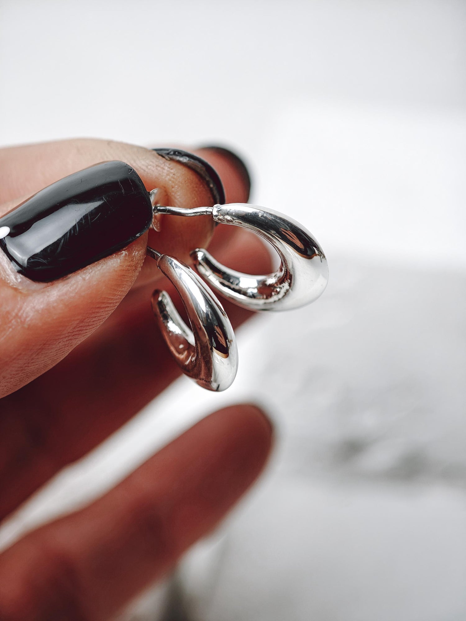 Breite kleine Creolen aus 925 Silber, Halbmond Chunky Creolen 15 mm, Sterling Silber offene Ohrstecker Creolen