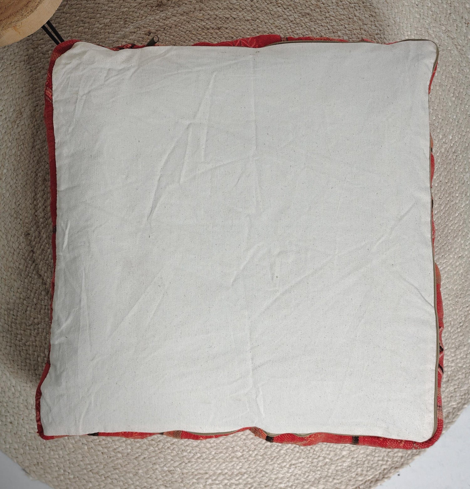 Moroccan pouf, Berber floor cushion pink and rose, wool seat cushion, vintage kilim floor cushion, boho seat cushion Marrakech