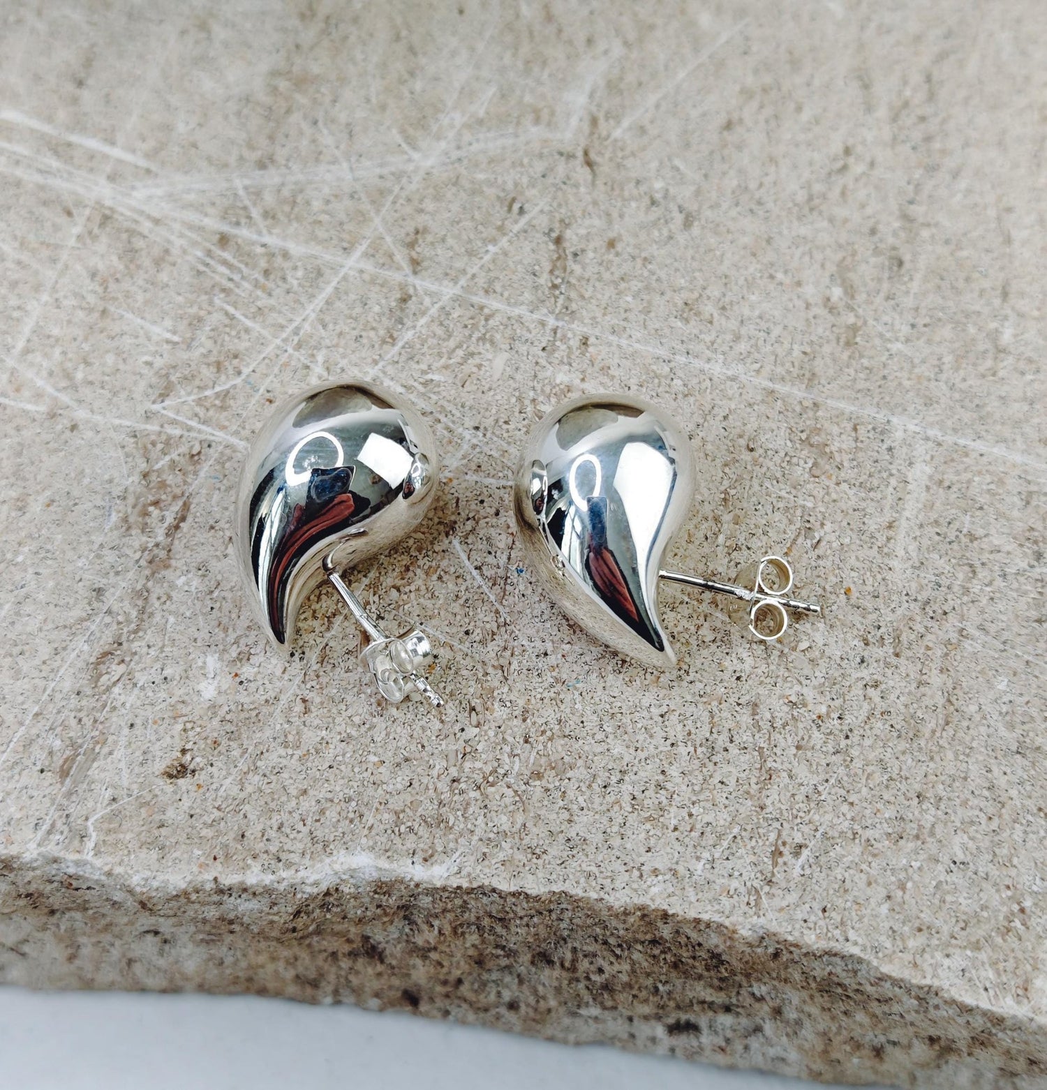 Tropfen Ohrstecker aus Silber 925, Teardrop Ohrringe, tropfenförmig Träne Minimalistisch Ohrringe Wassertropfen waterdrop Ohrstecker - CocosyBerlin