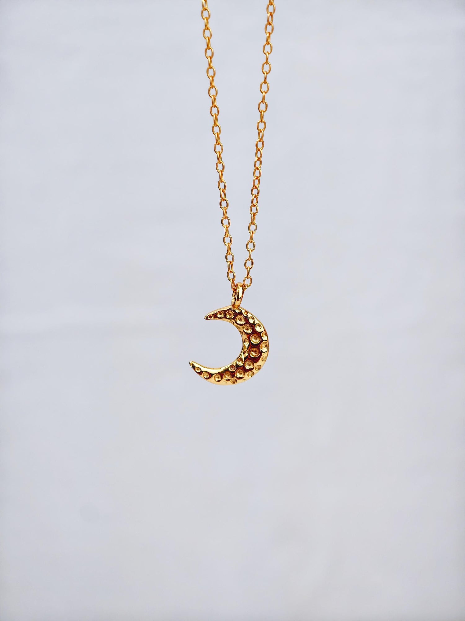 Vergoldete 925 Silber Kette mit Halbmond Kettenanhänger, Halskette und Halbmond-Anhänger 14K Gold vergoldet, Mond Halskette gold