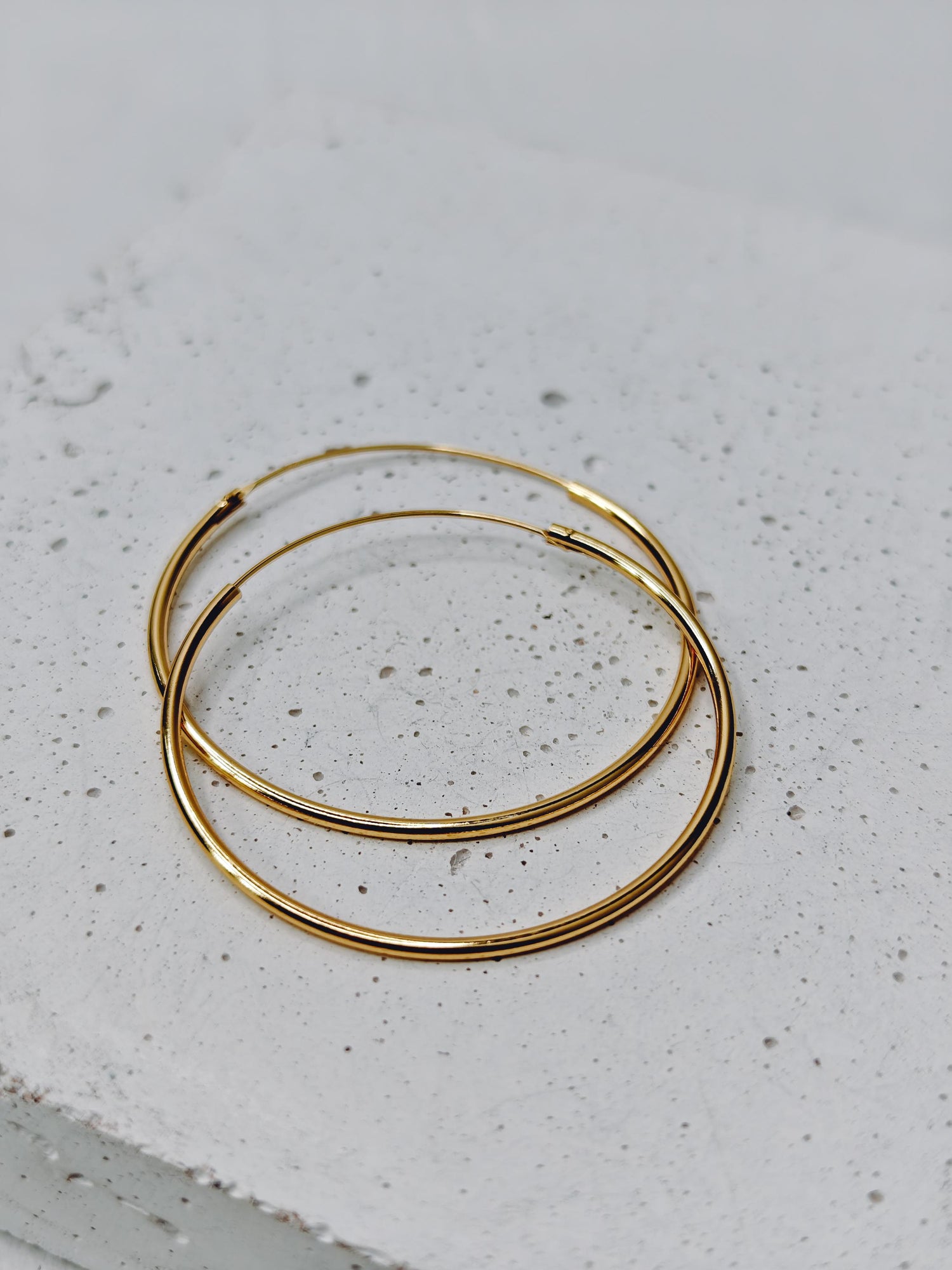 Hoop earrings made of 925 silver with 14 carat gold plating, gold-plated hoop earrings 1.5 x 40 mm