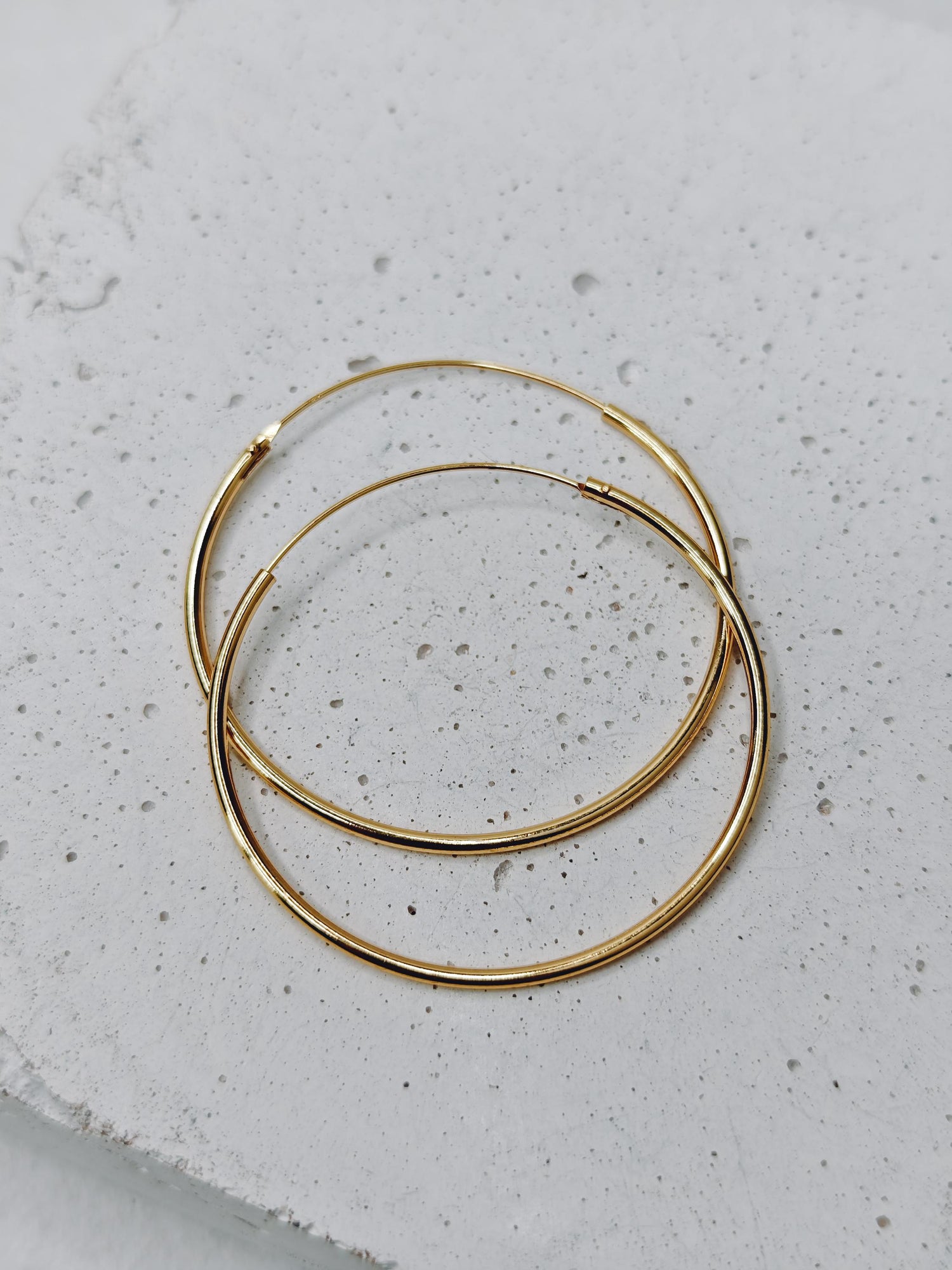 Hoop earrings made of 925 silver with 14 carat gold plating, gold-plated hoop earrings 1.5 x 40 mm