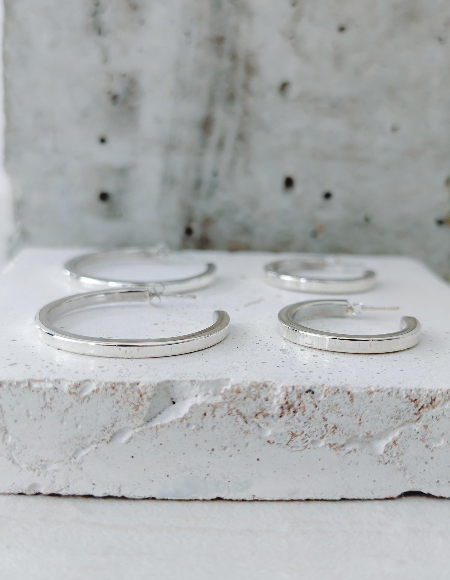 Breite Chunky Creolen aus 925 Silber 30mm oder 40mm, Ohrstecker quadratische offene Creolen - CocosyBerlin