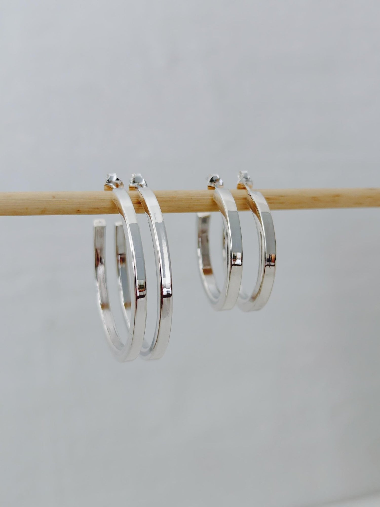 Breite Chunky Creolen aus 925 Silber 30mm oder 40mm, Ohrstecker quadratische offene Creolen - CocosyBerlin