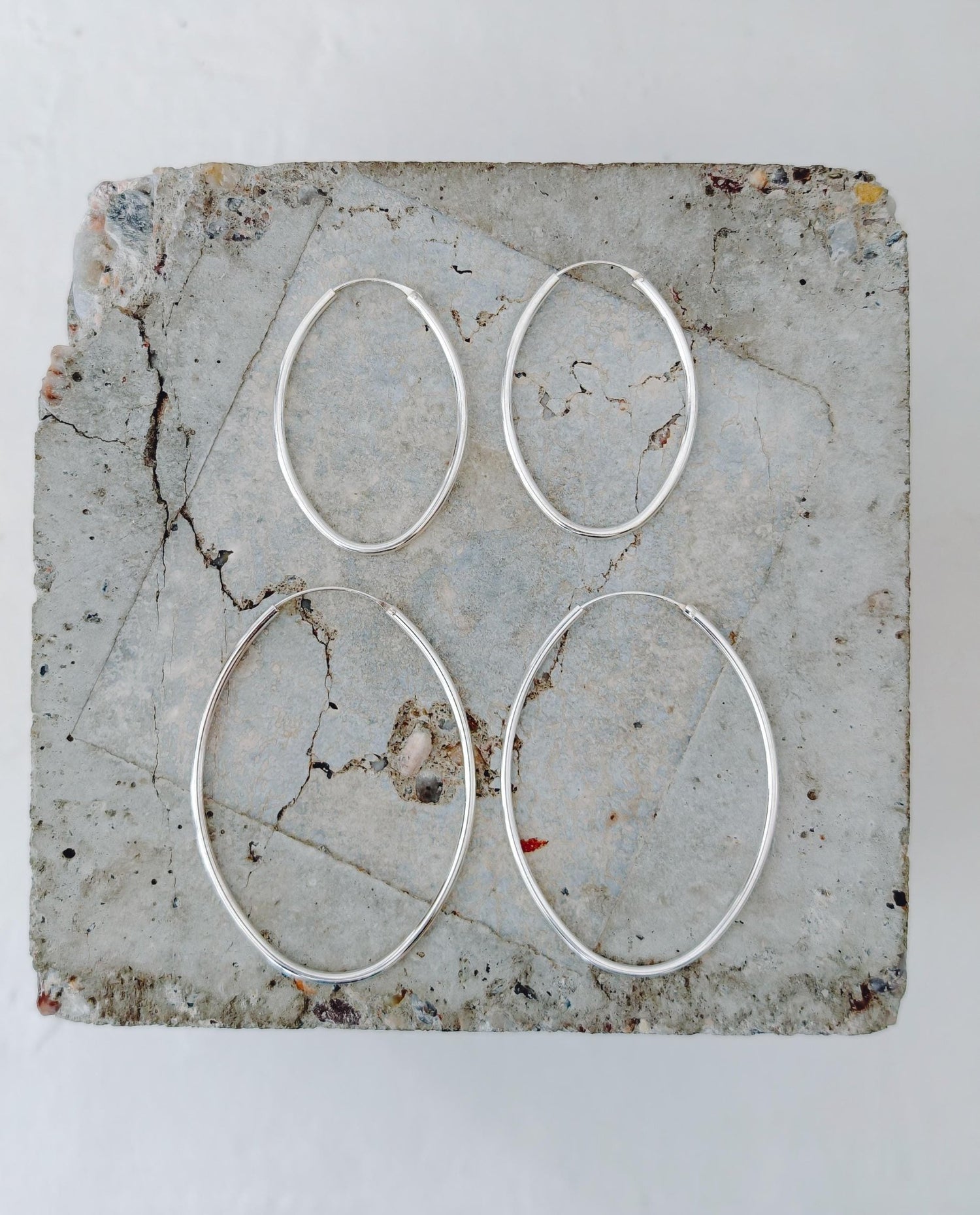 Ovale Creolen aus 925 Silber 45mm oder 65mm, Minimalistische Statement Ohrringe Oval - CocosyBerlin