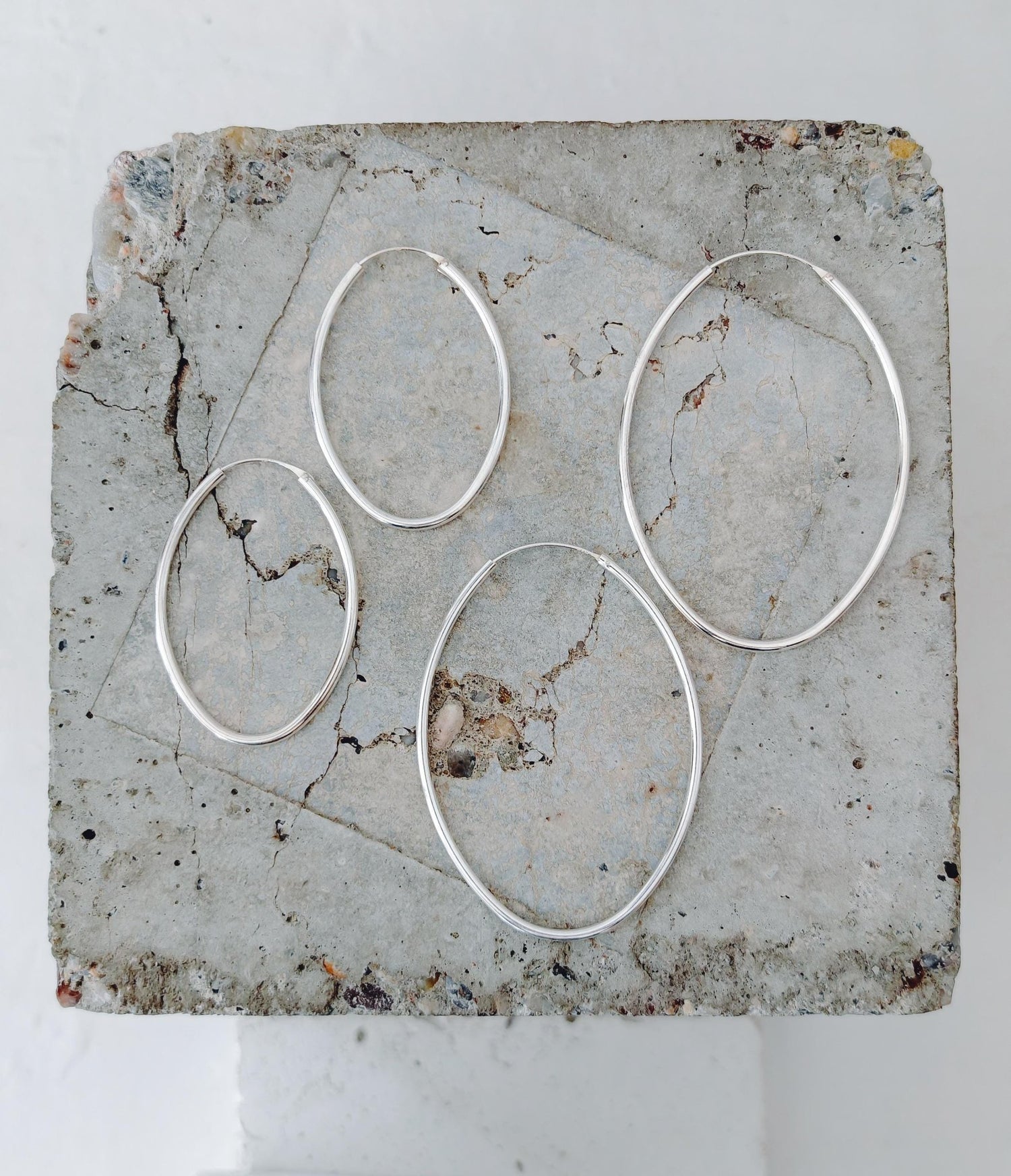 Ovale Creolen aus 925 Silber 45mm oder 65mm, Minimalistische Statement Ohrringe Oval - CocosyBerlin