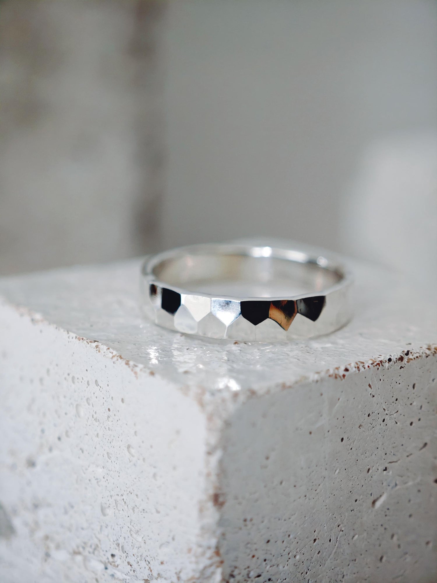 Minimalist ring hammered from 925 silver, handmade stacking ring, band ring Boho