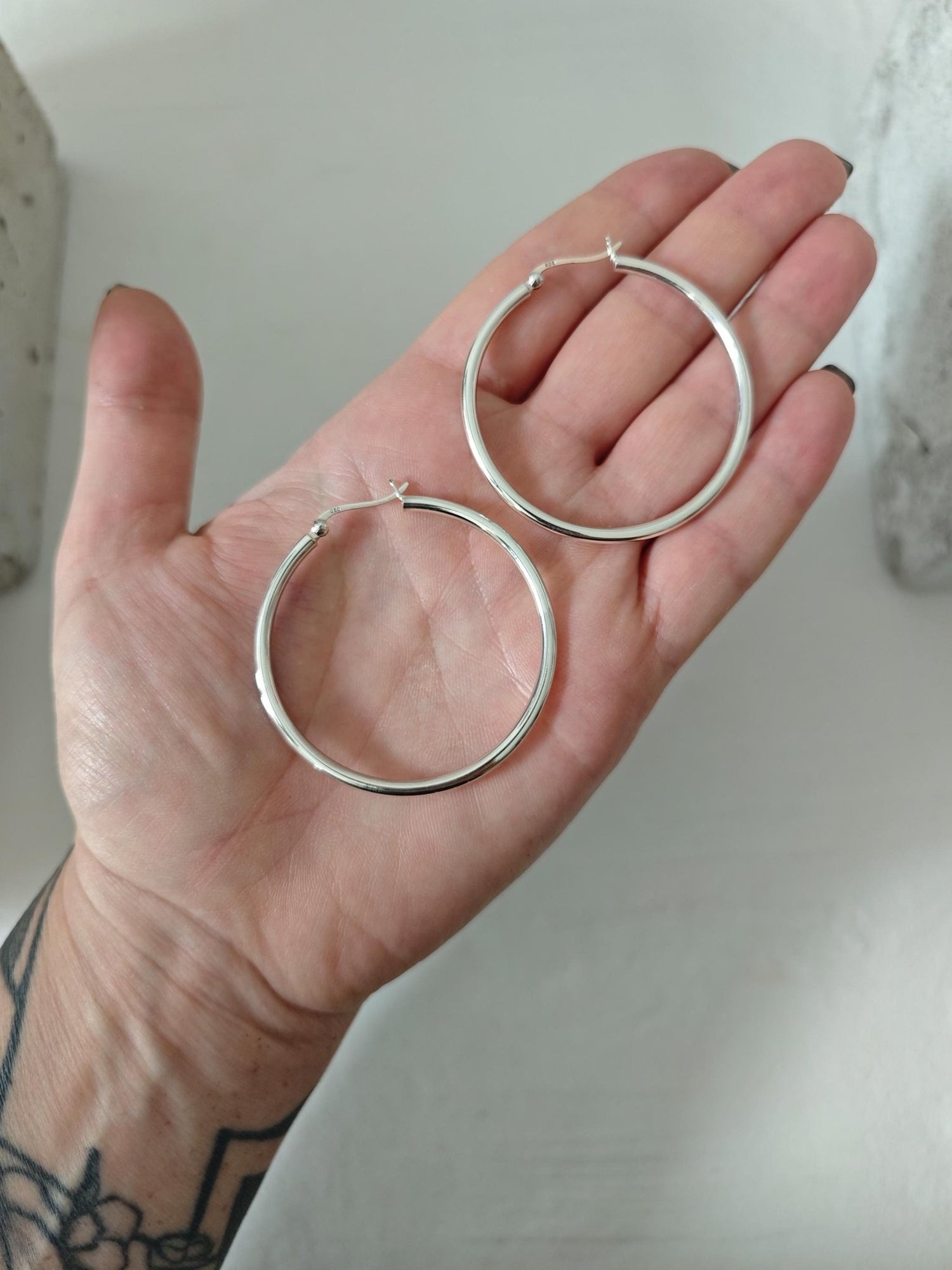 Creolen aus 925 Silber, Minimalistische Ohrringe, breite Hoop Ohrringe 3mm x 30, 40 oder 50 mm - CocosyBerlin