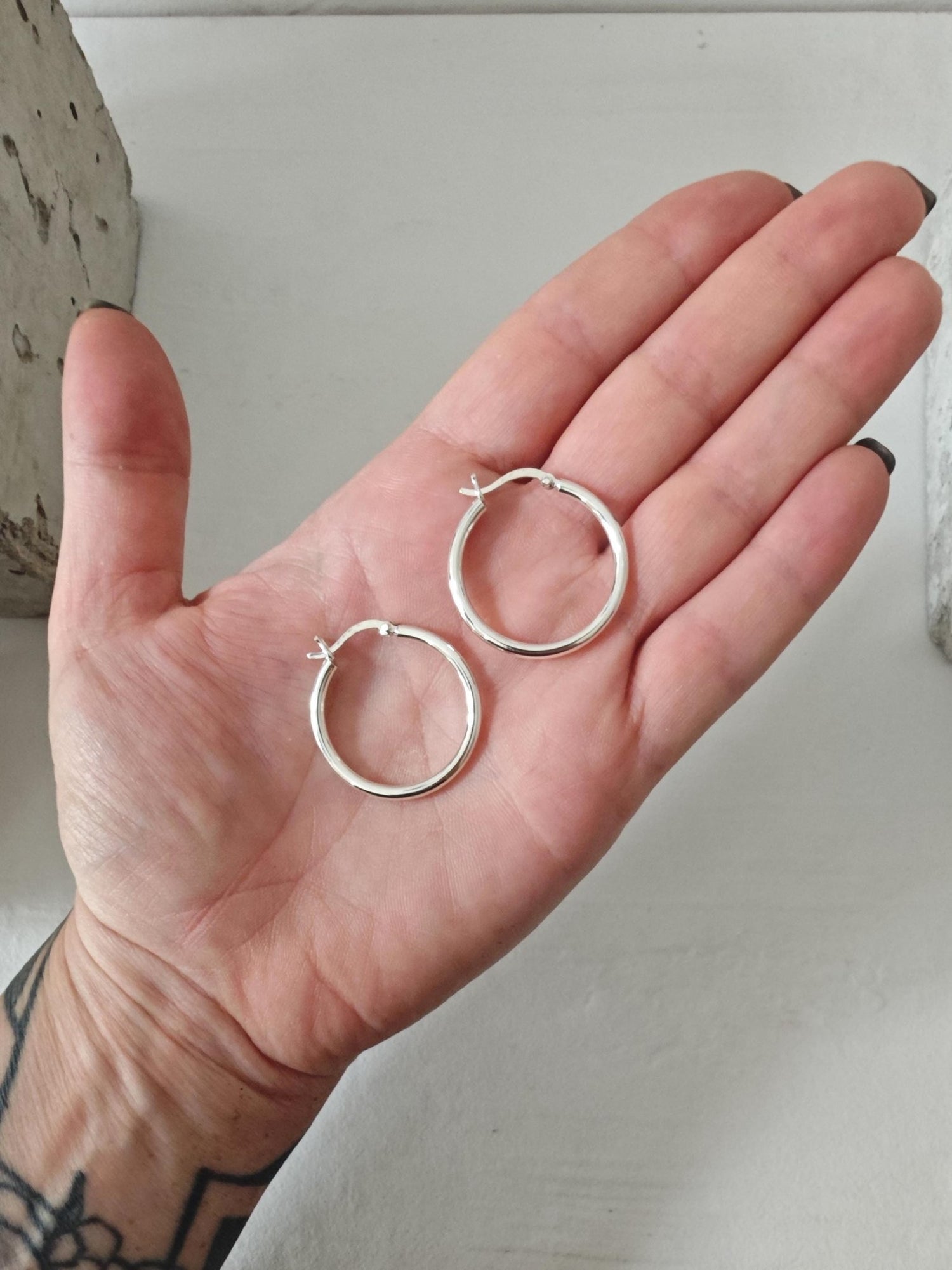 Creolen aus 925 Silber, Minimalistische Ohrringe, breite Hoop Ohrringe 3mm x 30, 40 oder 50 mm - CocosyBerlin