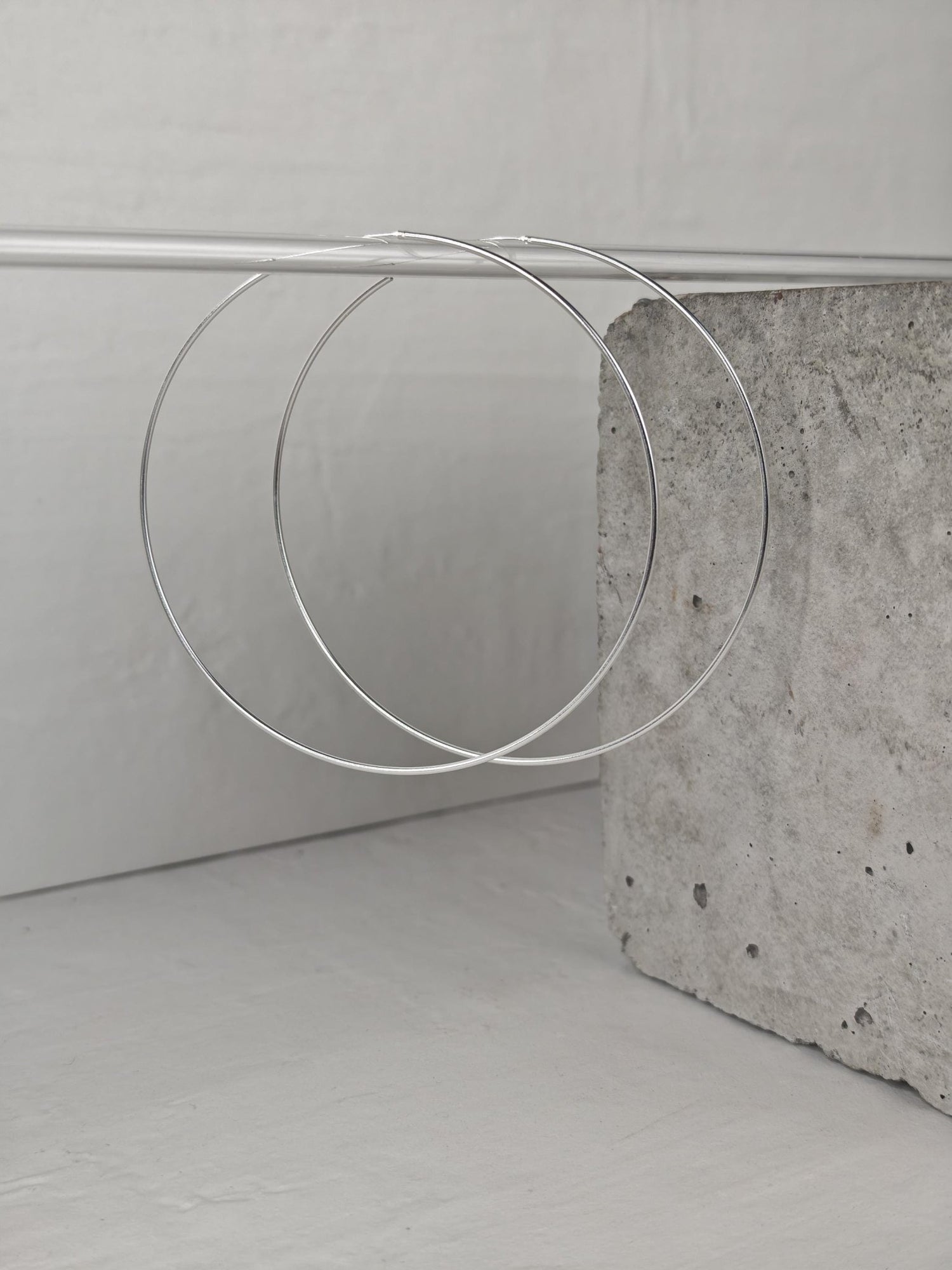 Extra Grosse Creolen 10cm aus Silber 925, XXL Minimalistische Ohrringe - CocosyBerlin