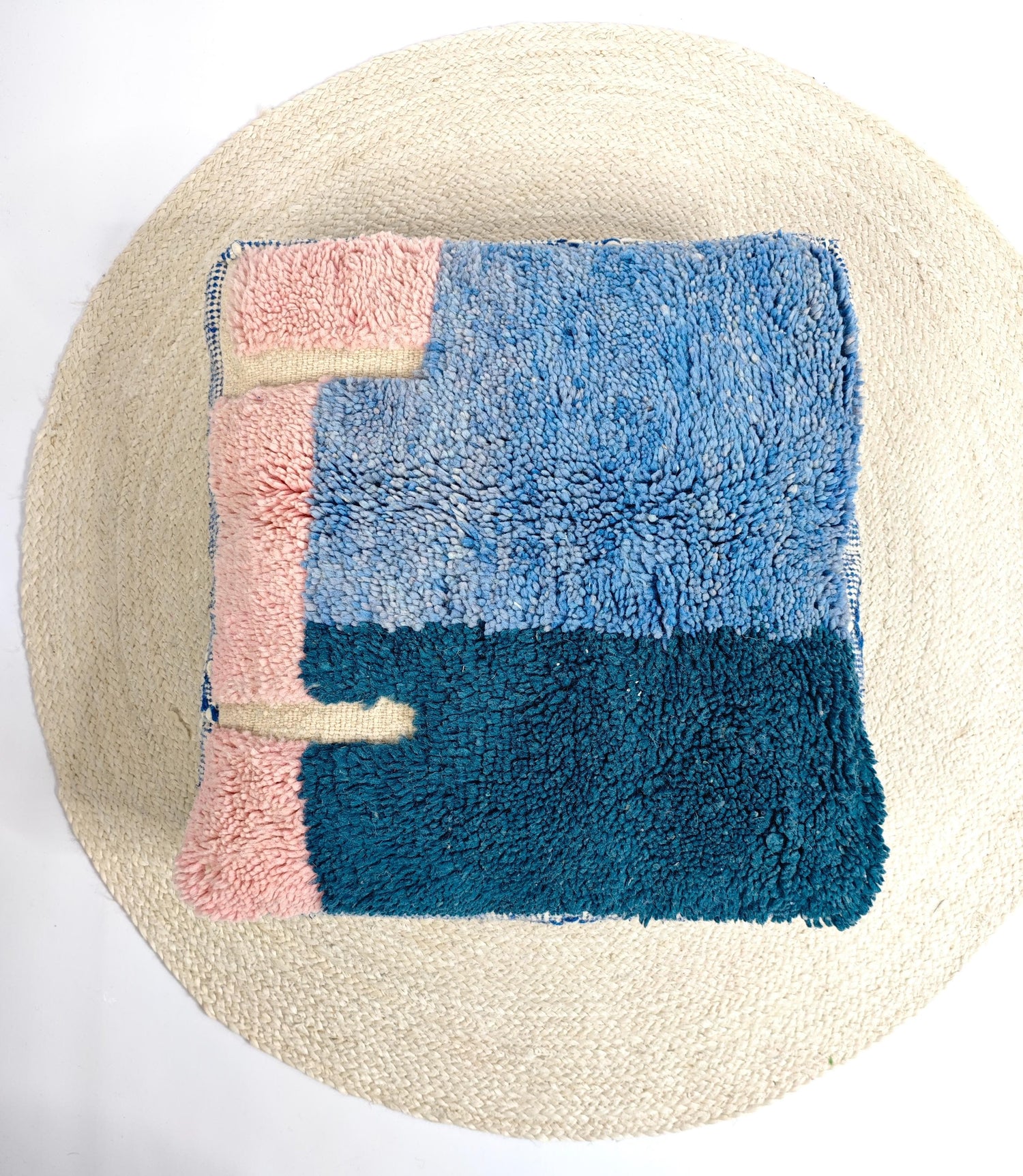 Marokkanischer Beni Ourain Pouf, Berber Bodenkissen, Blau und Rosa, Boho Sitzkissen aus Wolle, Vintage