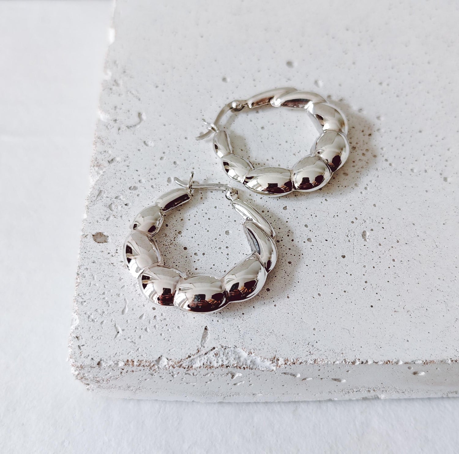 Silber Creolen, Chunky Puffy Hoops, Statement Ohrringe aus 925 Silber - CocosyBerlin