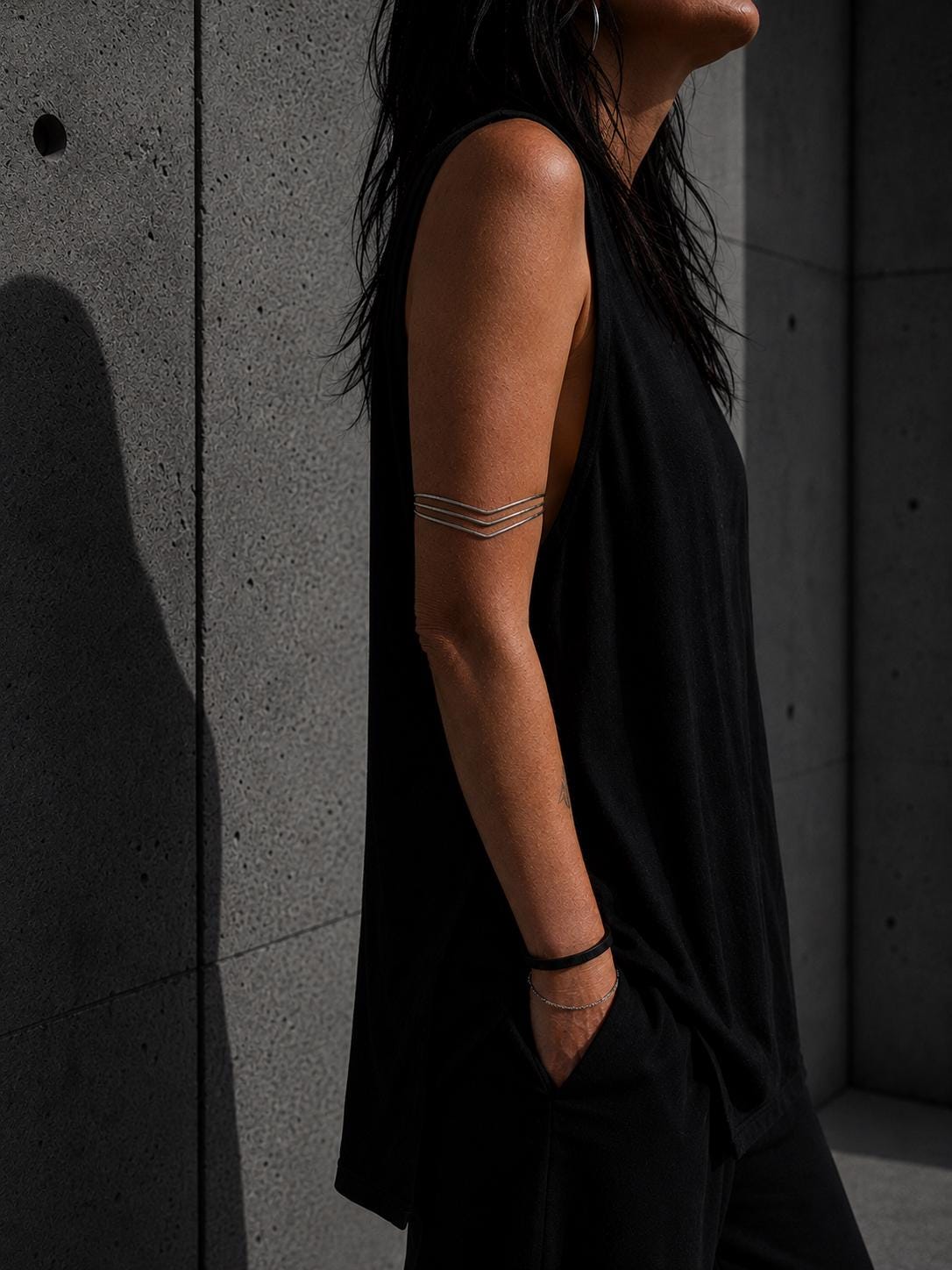 Minimalistischer Oberarmreif Messing versilbert, 3 - reihiger Arm Cuff, Boho Festival Schmuck - CocosyBerlin
