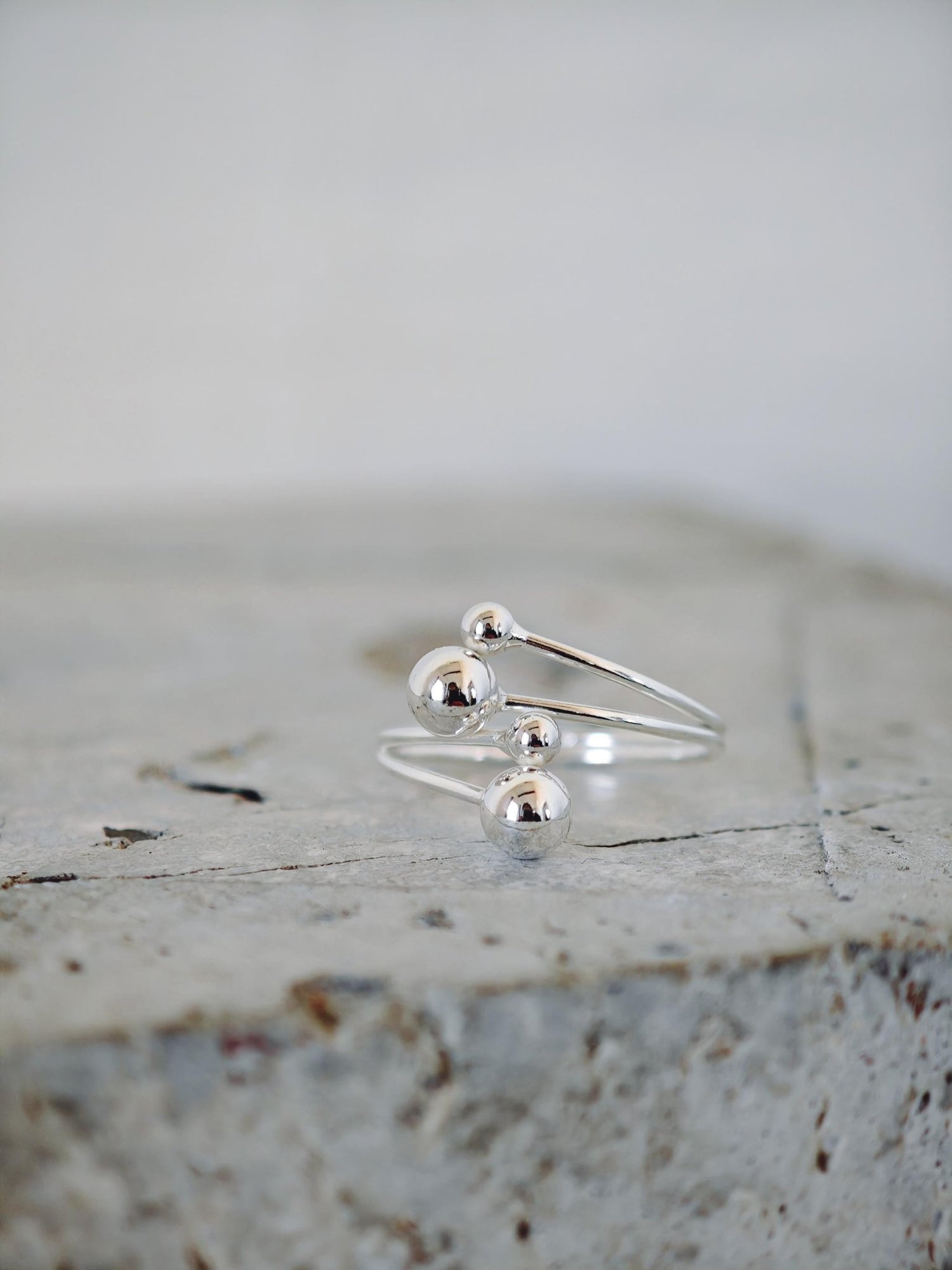 Bubble Ring aus 925 Silber, Minimalistischer Kugelring Sterling Silber, Galaxy Bubble Ring