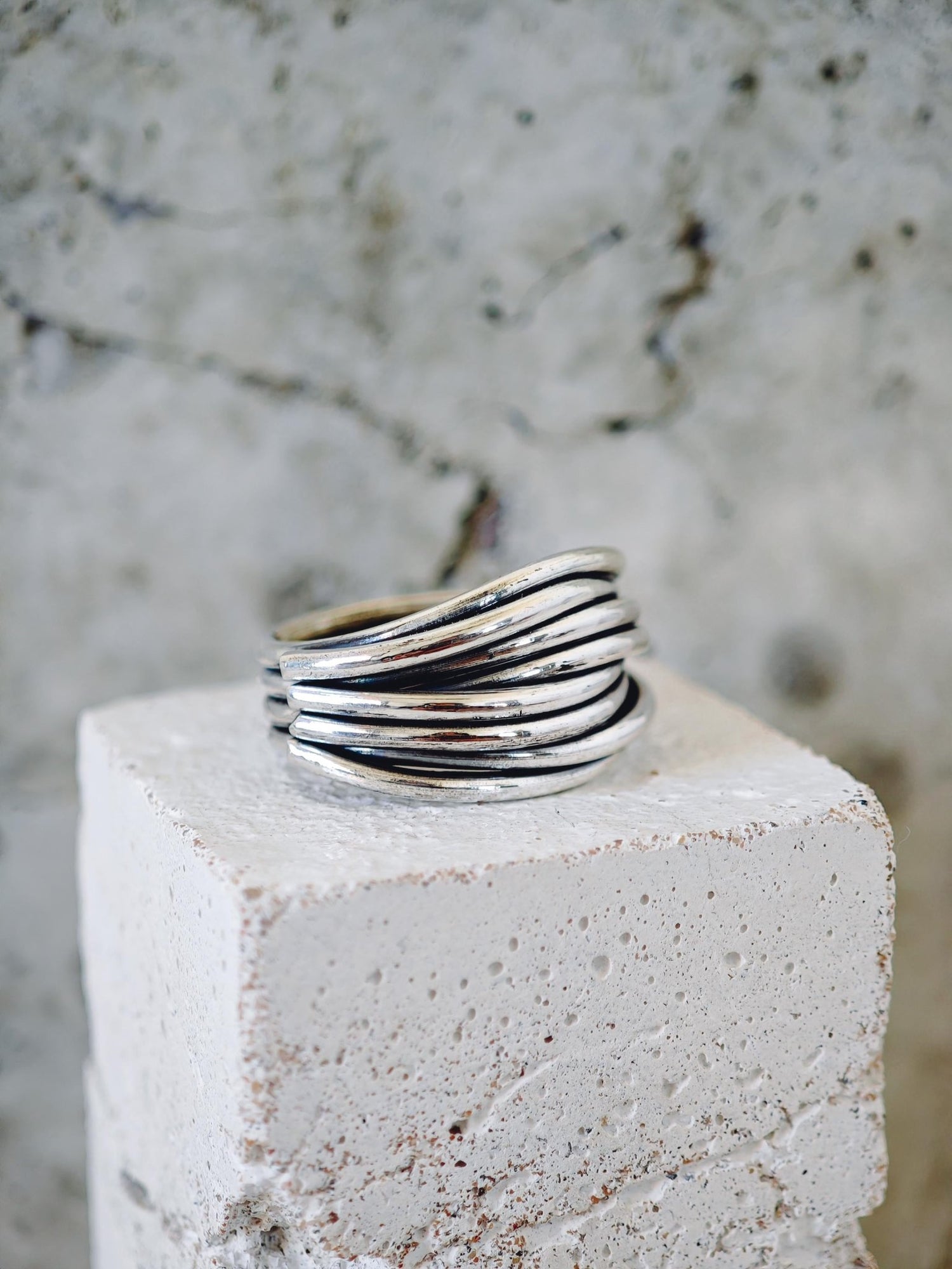 Statement Silber Ring gewickelt, Chunky Wire Wickelring aus 925 Silber - CocosyBerlin