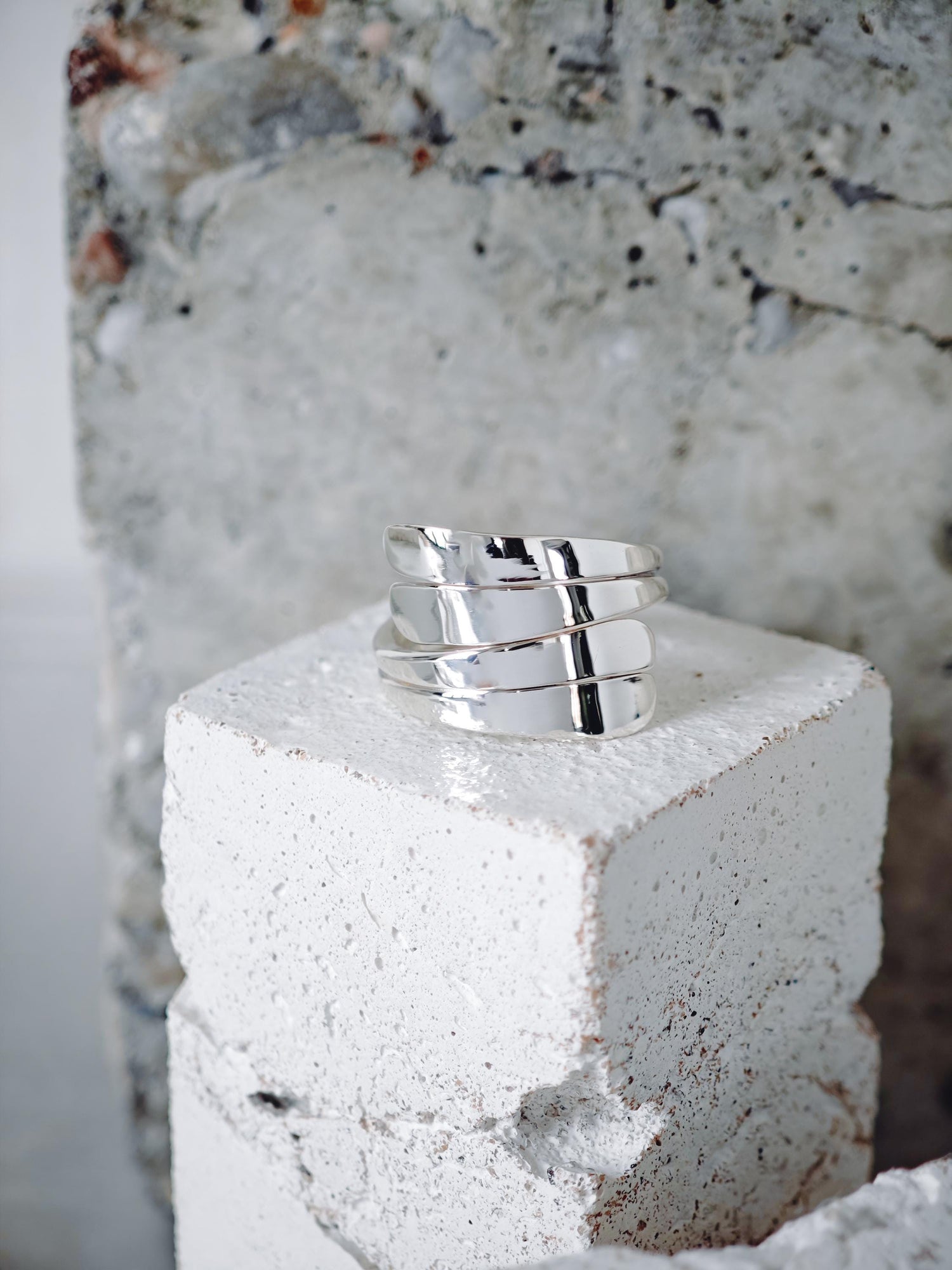 Statement Wickelring aus 925 Silber, breiter Wrap Ring, Geschwungener Silberring