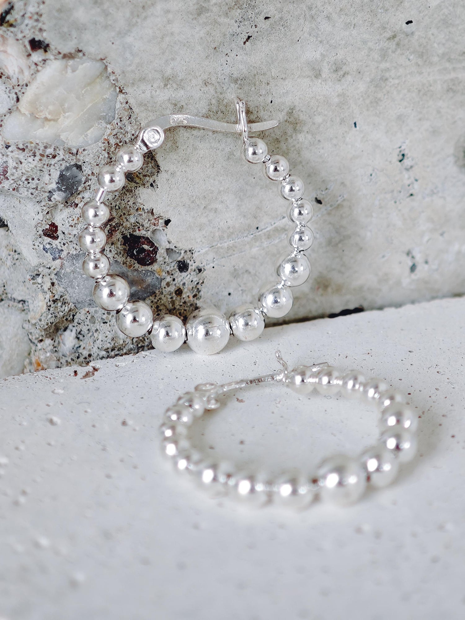 Bubble Ohrringe aus 925 Silber, Kugel Statement Creolen, Perlen Hoops