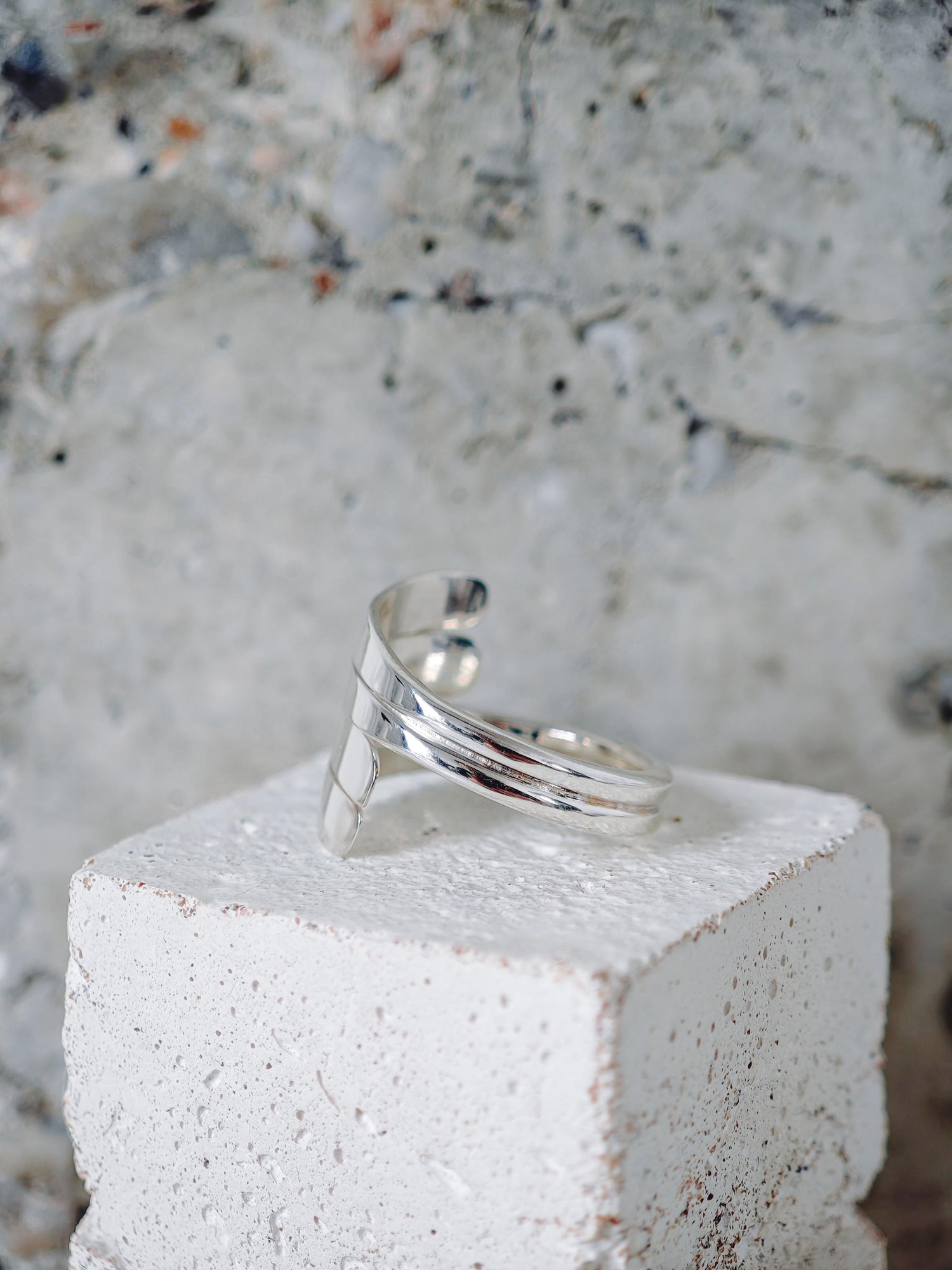 Statement Wickelring aus 925 Silber, breiter Wrap Ring, Geschwungener Silberring