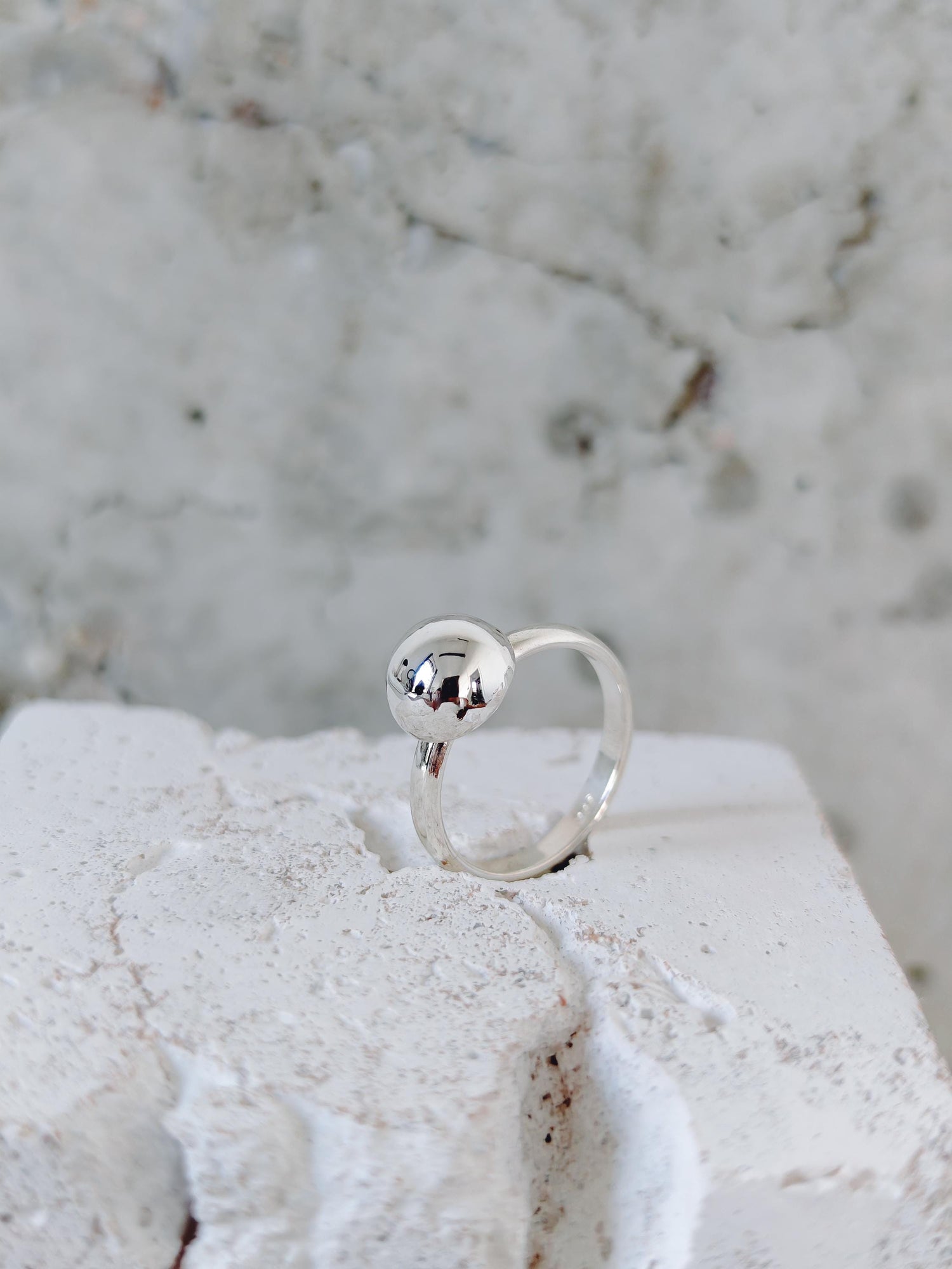 Silber Kugelring, Minimal Halbkugel Ring aus 925 Silber, Ball Ring, Bubble Silver Ring