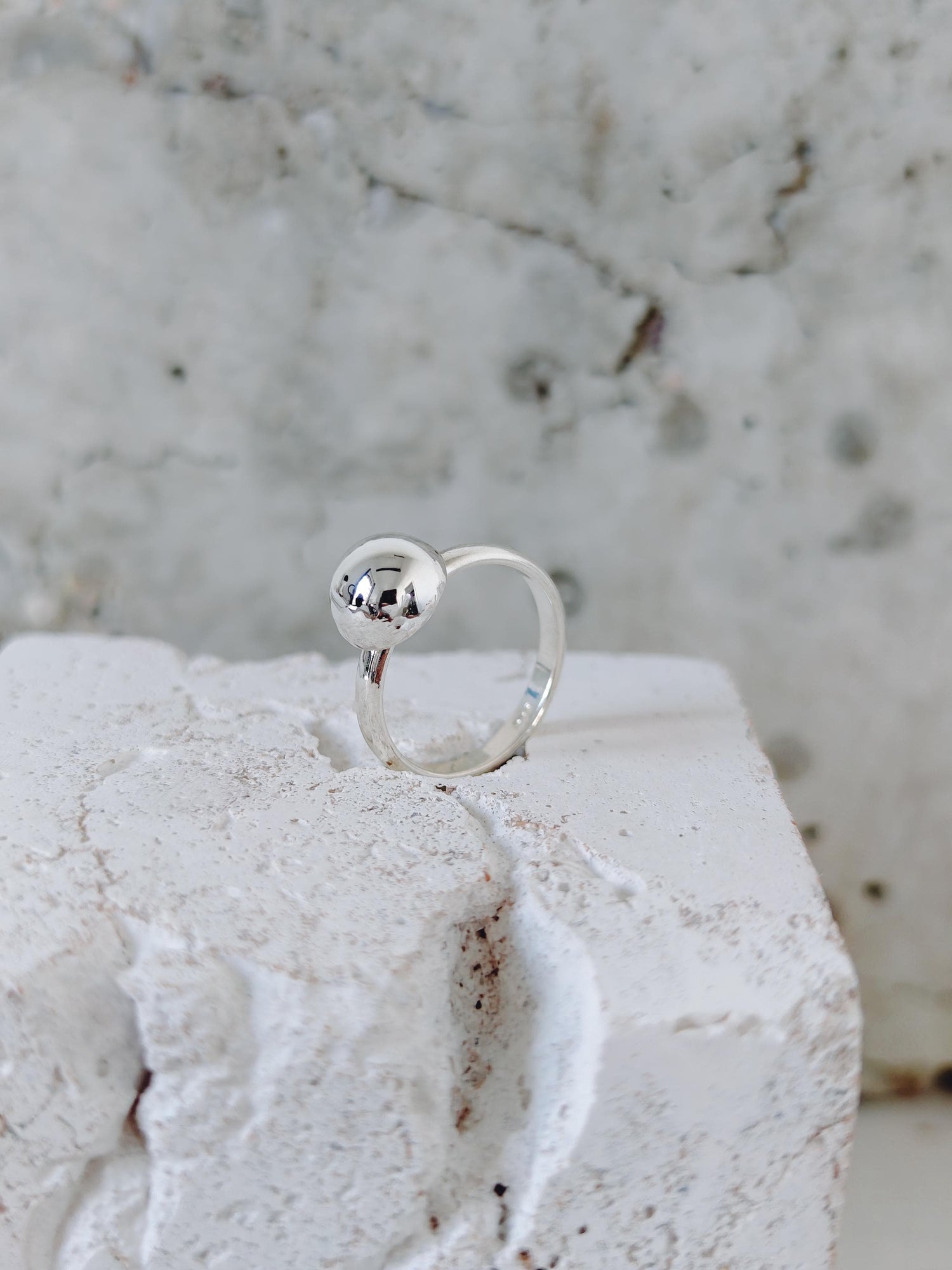 Silber Kugelring, Minimal Halbkugel Ring aus 925 Silber, Ball Ring, Bubble Silver Ring