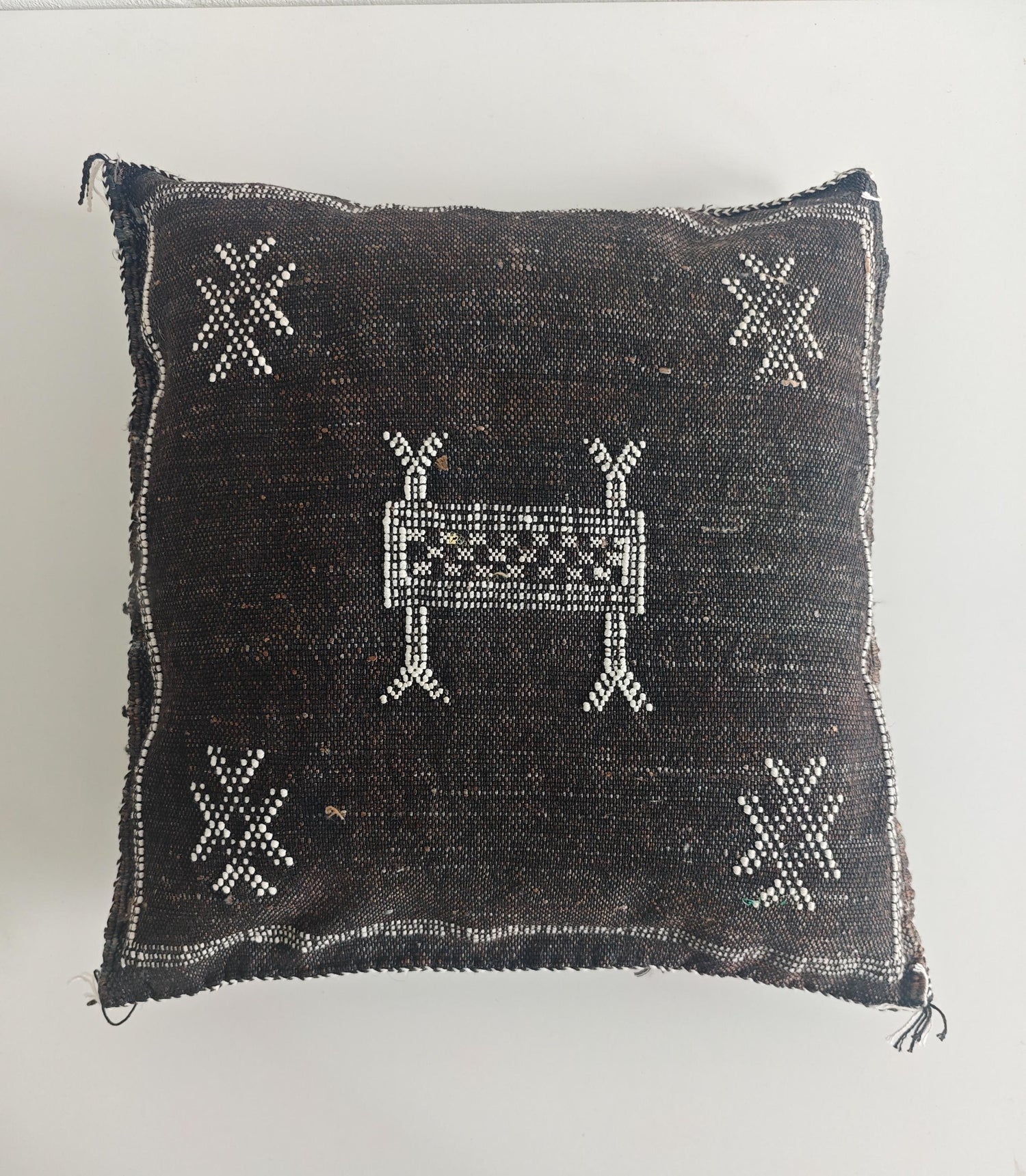 Sabra Kissen aus Marokko | Ethno Kissenhülle | Boho Wohnkissen Braun | Marokkanisches Sofakissen | Orientalisches Dekokissen | Handgewebt