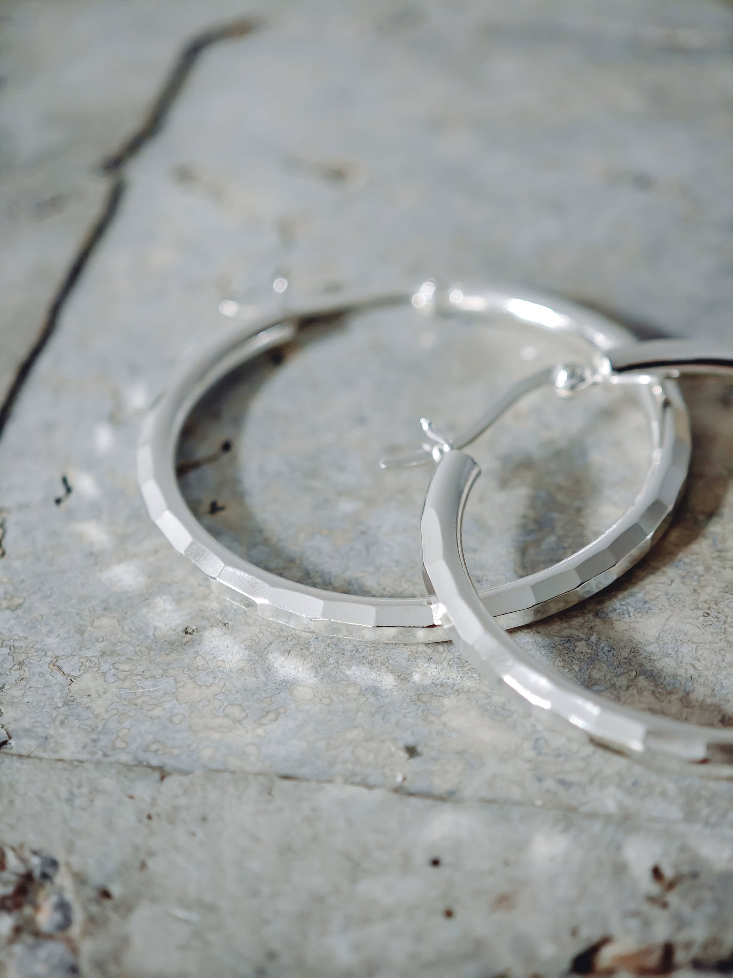 Facettierte Creolen aus 925 Silber, Discokugel Silber Ohrringe