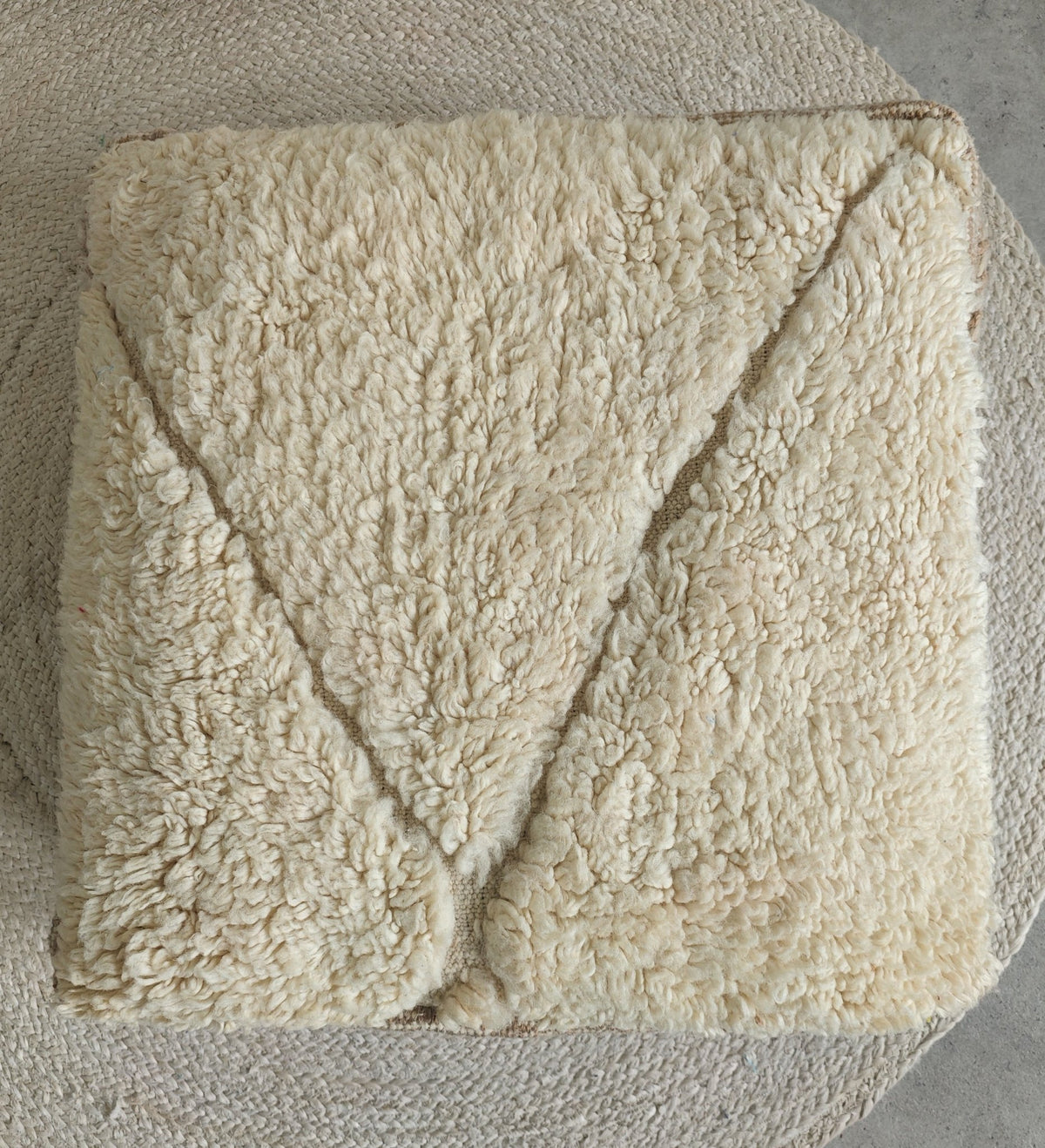 Berber Pouf & Kissenhülle aus Marokko, Beige Creme, Boho Kissen und Bodenkissen, Handarbeit - CocosyBerlin