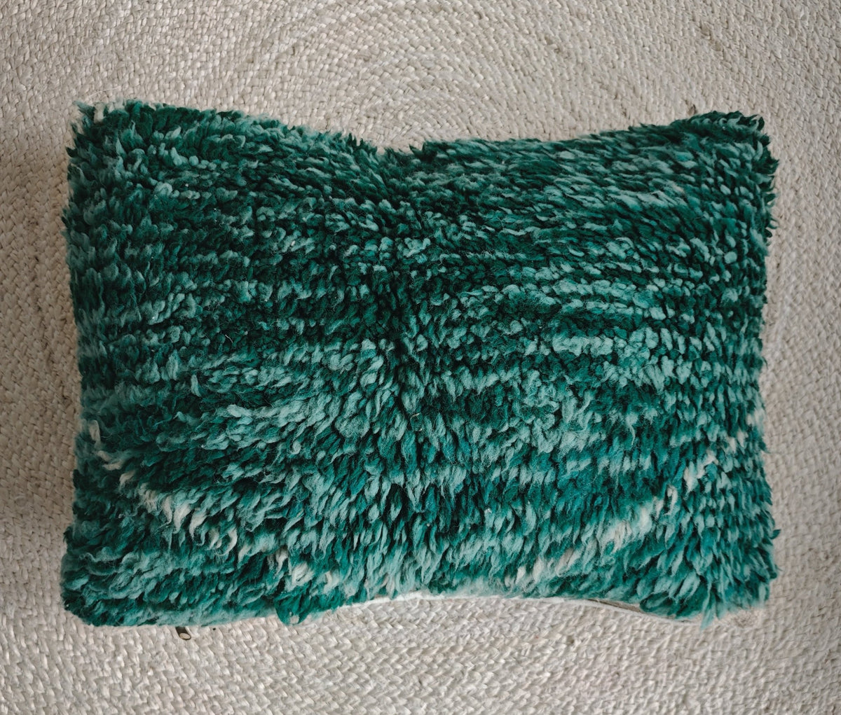Beni Ourain Pouf aus Marokko, Bodenkissen Beige / Grün, 100% Handarbeit, Uniquat - CocosyBerlin